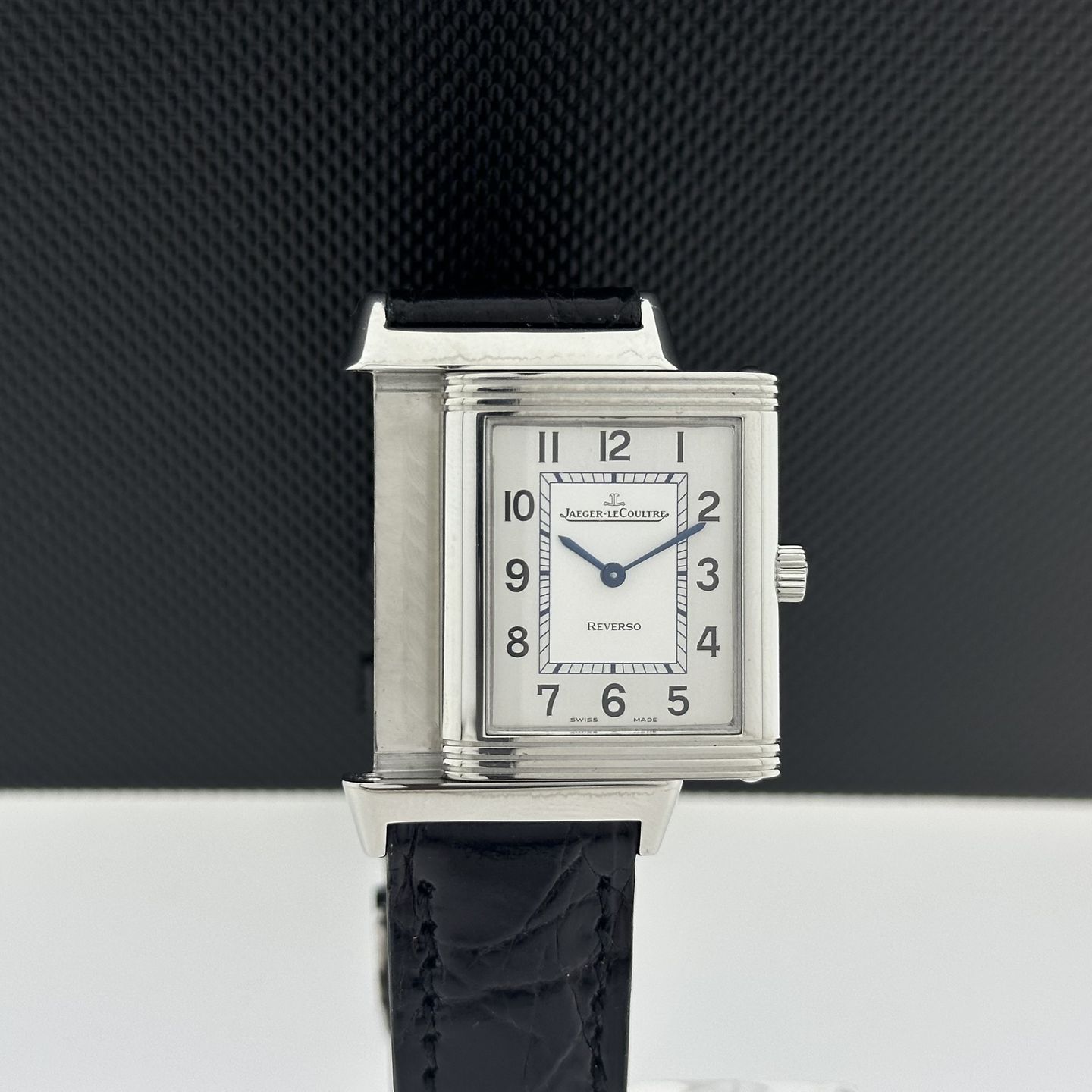 Jaeger-LeCoultre Reverso Classique Q2518410 - (2/8)