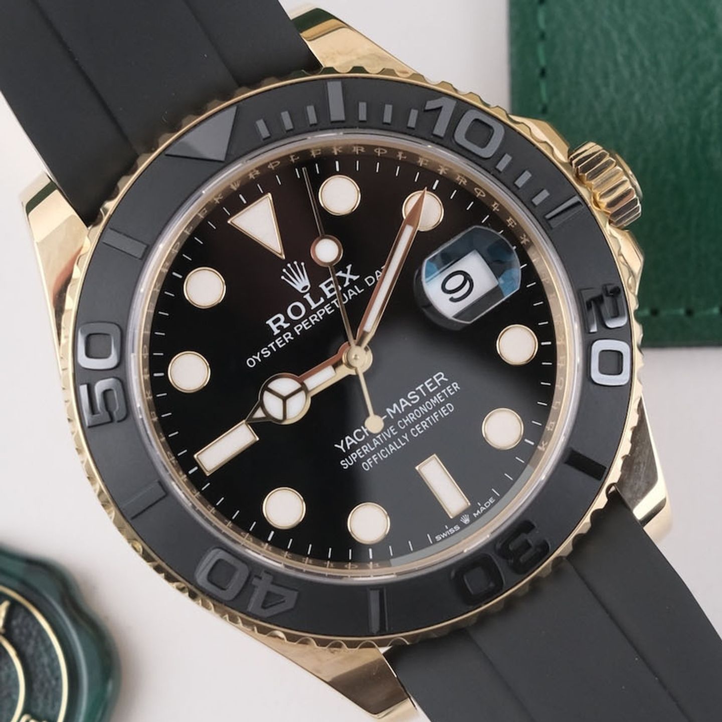 Rolex Yacht-Master 42 226658 (2022) - Black dial 42 mm Yellow Gold case (4/8)