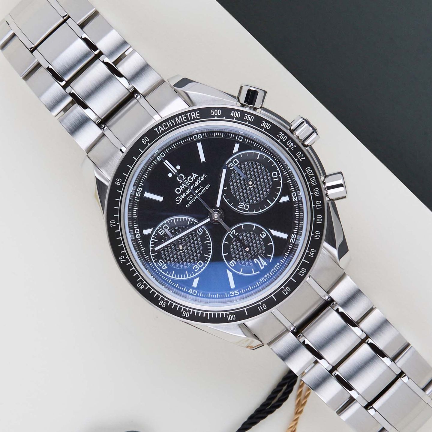 Omega Speedmaster Racing 326.30.40.50.01.001 (2025) - Zwart wijzerplaat 40mm Staal (1/8)