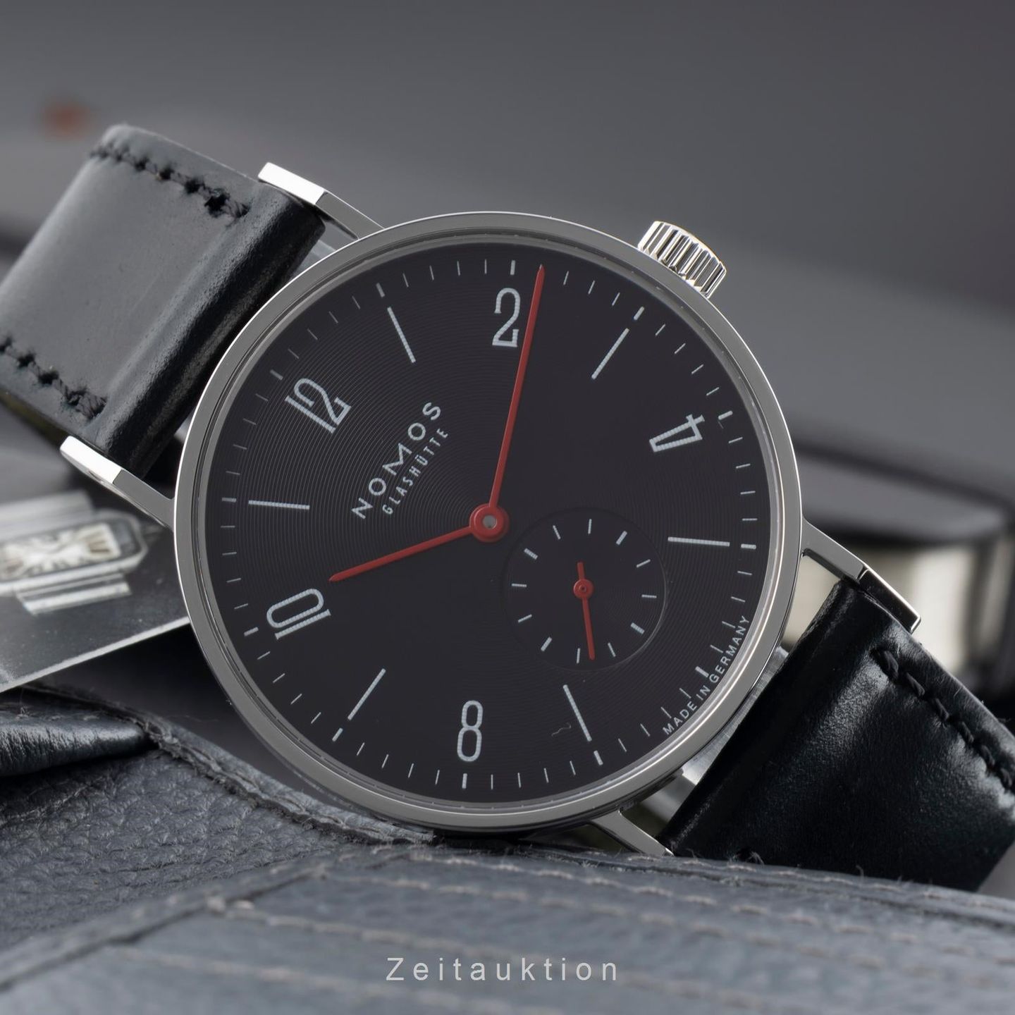 NOMOS Tangente NOMOS Tangente Vinyl (Wempe 100) (Onbekend (willekeurig serienummer)) - Zwart wijzerplaat 35mm Staal (2/8)