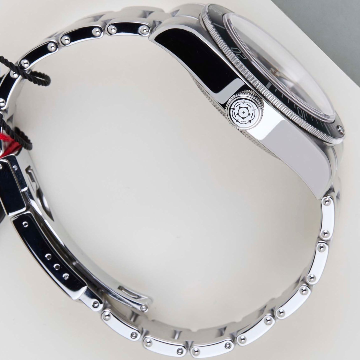 Tudor Black Bay 79230N (2019) - Black dial 41 mm Steel case (7/8)