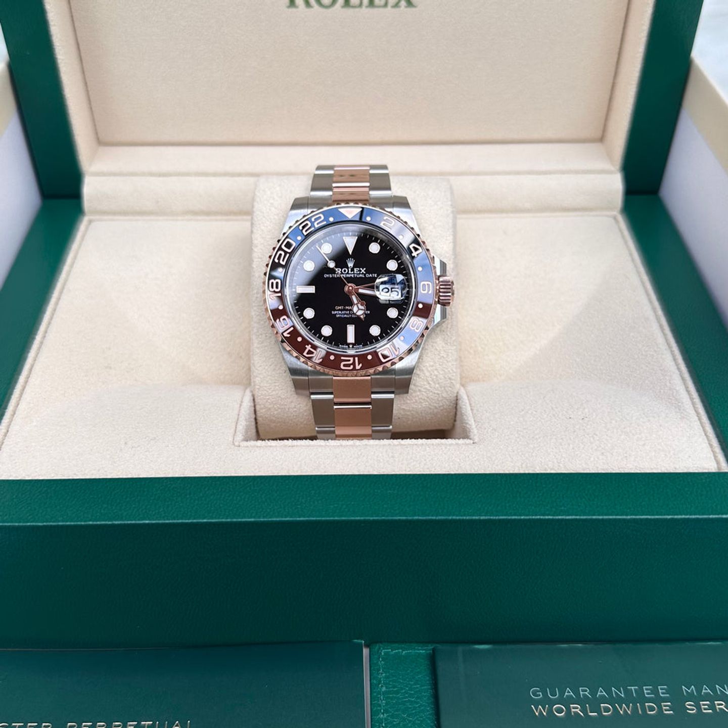 Rolex GMT-Master II 126711CHNR (2025) - Zwart wijzerplaat 40mm Goud/Staal (5/7)
