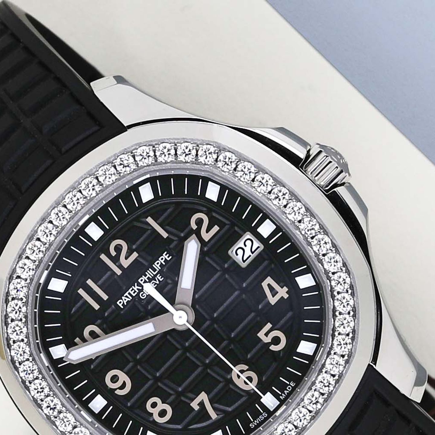 Patek Philippe Aquanaut 5267/200A-001 (2024) - Zwart wijzerplaat 39mm Staal (3/8)