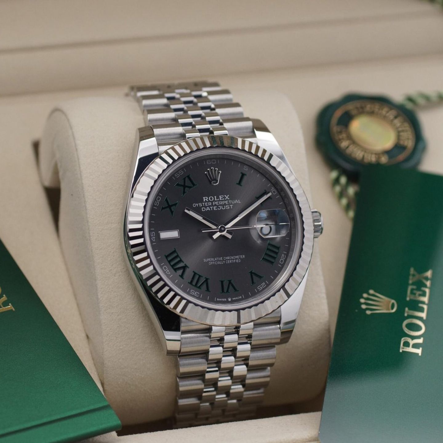 Rolex Datejust 41 126334 (2025) - Grey dial 41 mm Steel case (1/8)