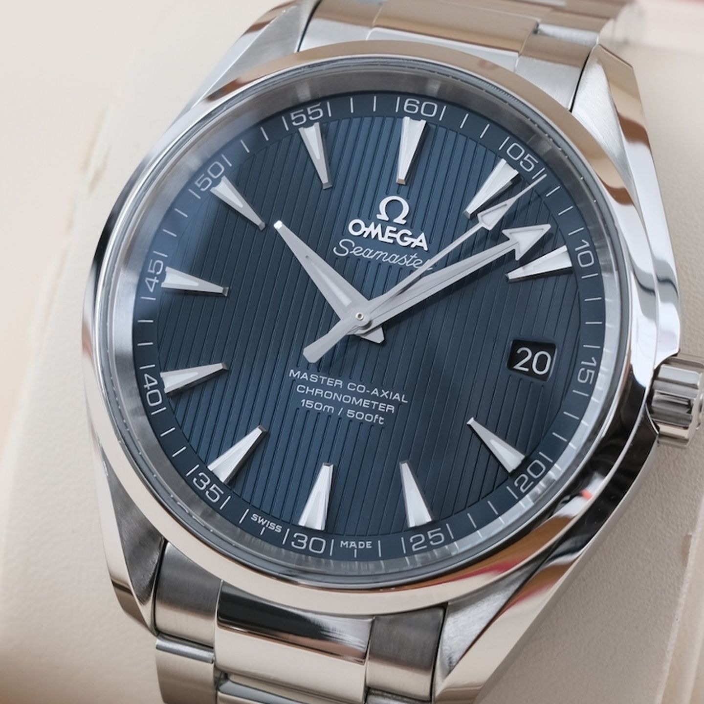 Omega Seamaster Aqua Terra 231.10.42.21.03.003 (2020) - Blauw wijzerplaat 42mm Staal (3/8)