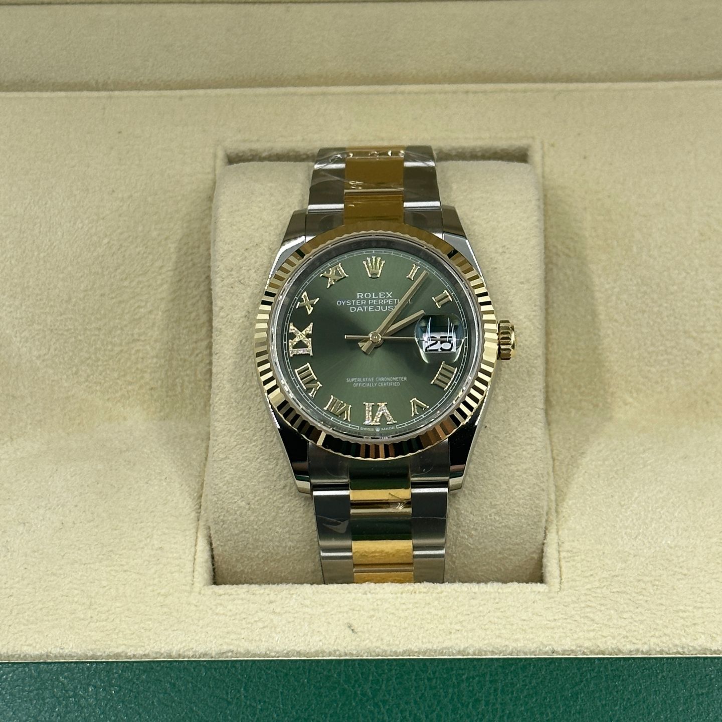 Rolex Datejust 36 126233 (2025) - Groen wijzerplaat 36mm Goud/Staal (5/8)