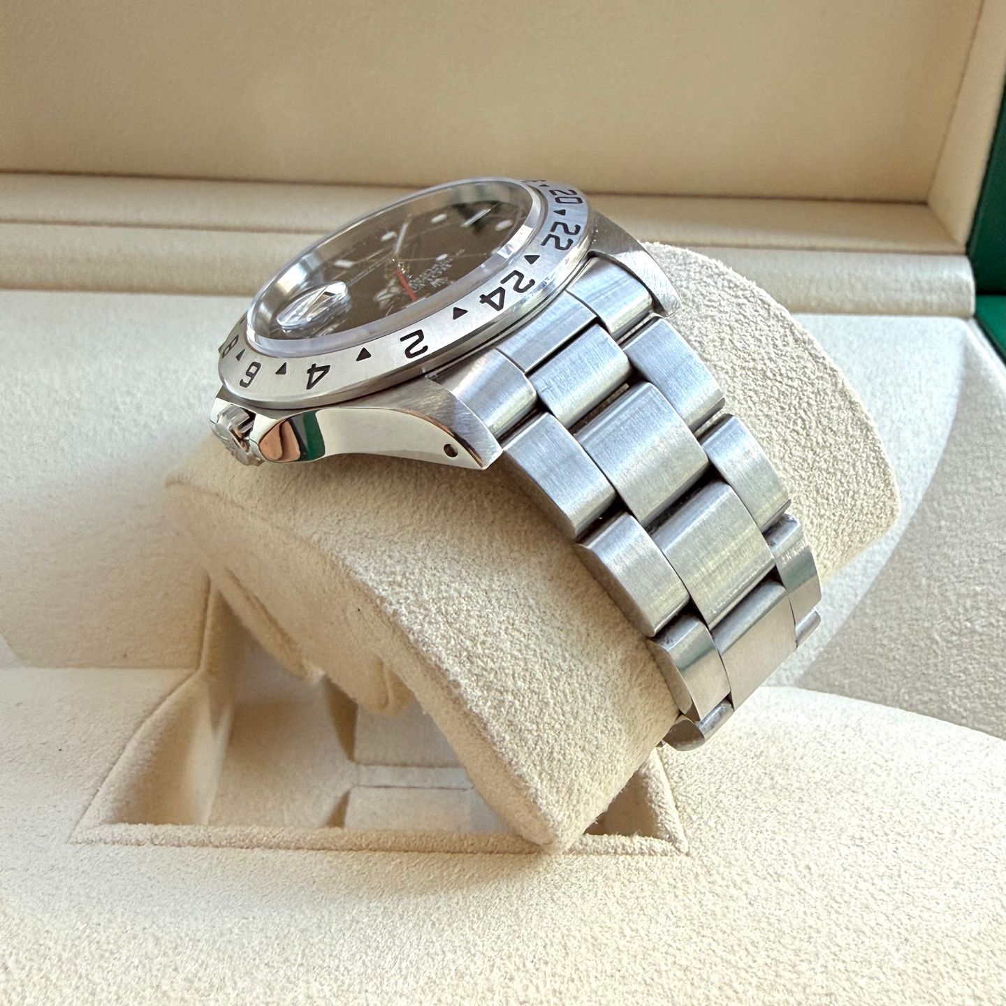 Rolex Explorer II 16570 (1993) - Zwart wijzerplaat 40mm Staal (5/7)