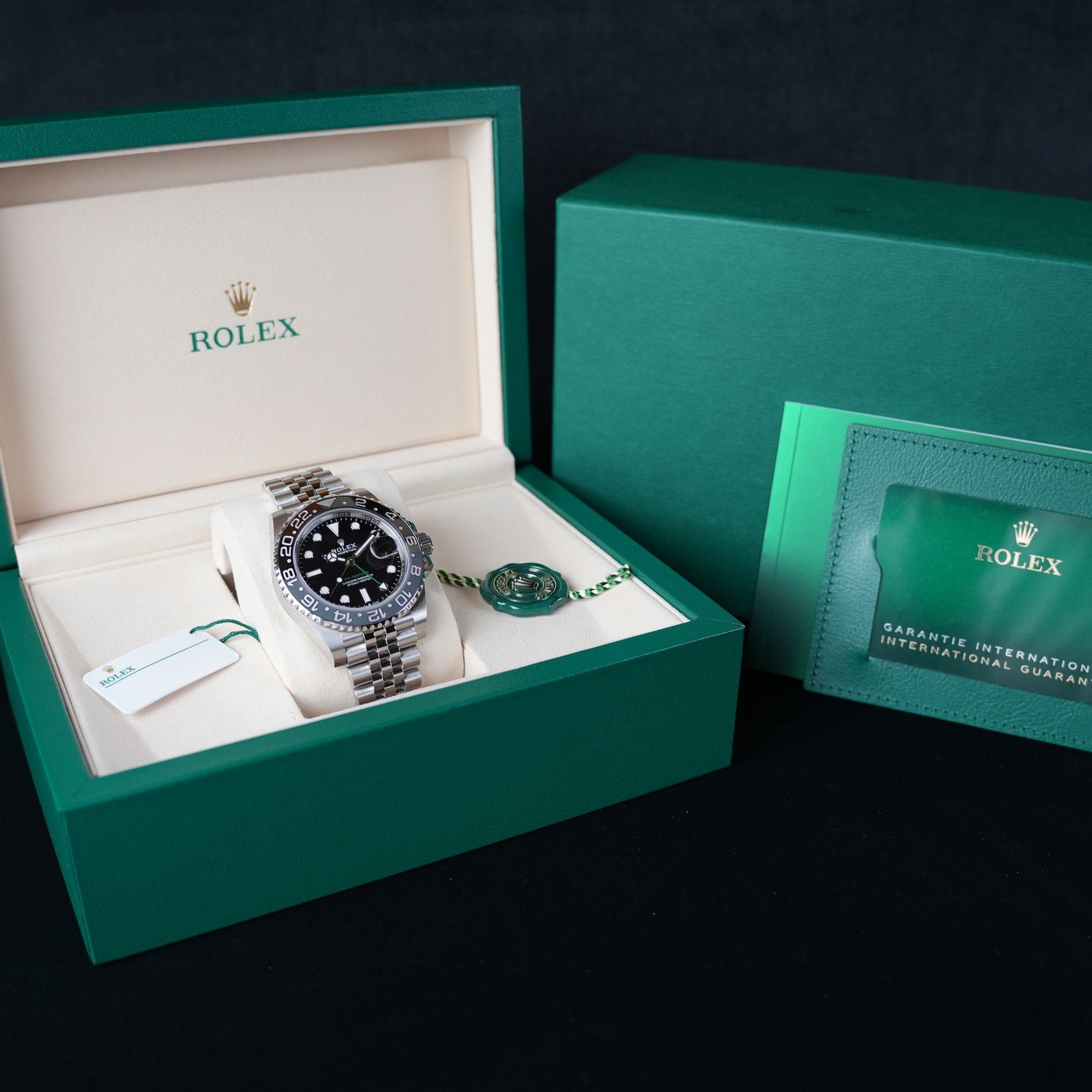 Rolex GMT-Master II 126710GRNR - (8/8)