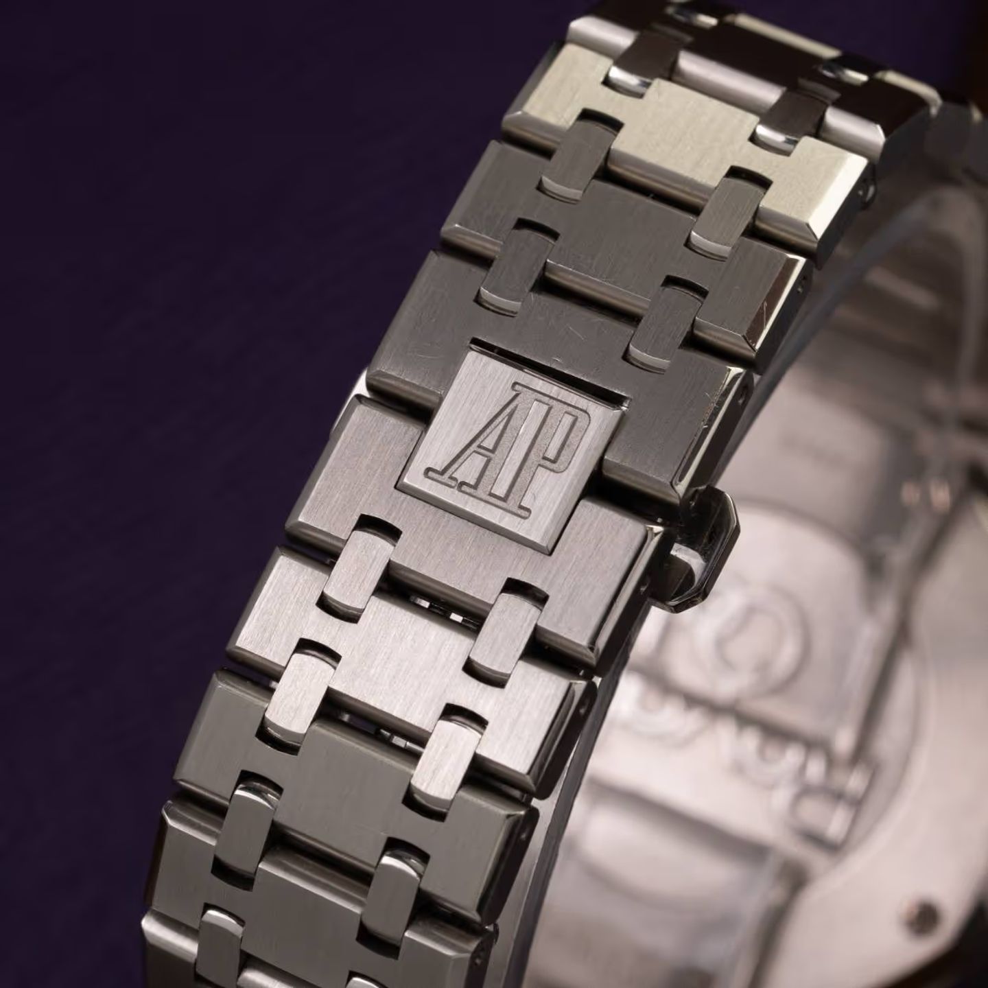 Audemars Piguet Royal Oak Dual Time 26120ST.OO.1220ST.02 (Unknown (random serial)) - Blue dial 39 mm Steel case (2/4)