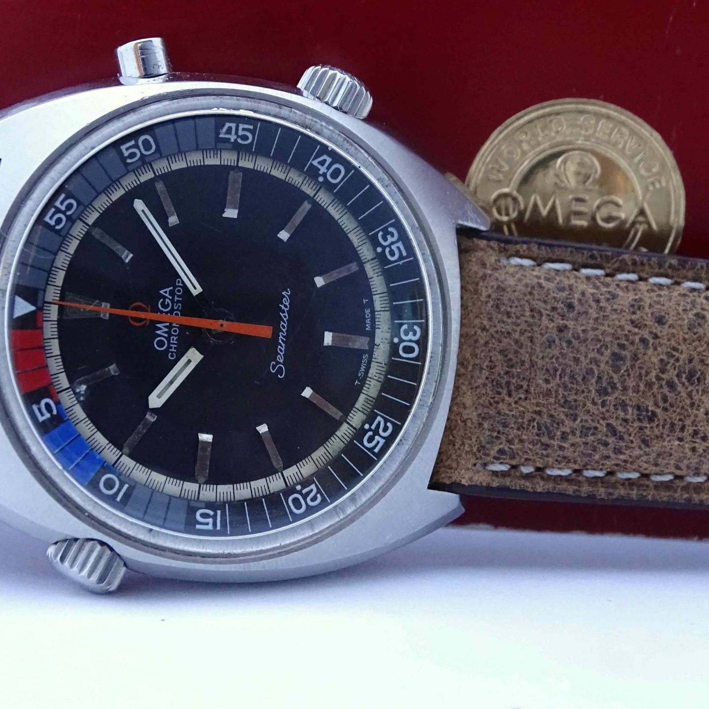 Omega Seamaster 145.008 (1969) - Black dial 41 mm Steel case (3/8)