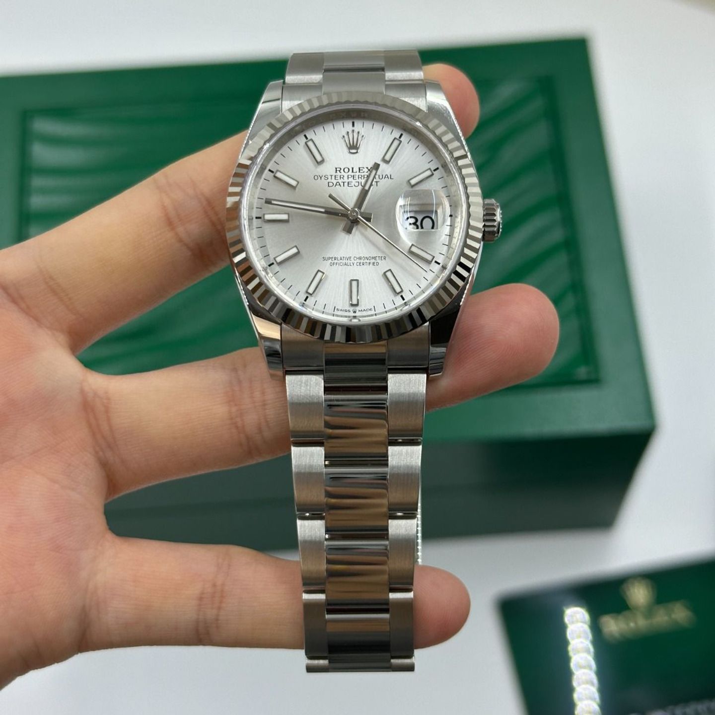 Rolex Datejust 36 126234 (2024) - Silver dial 36 mm Steel case (4/8)