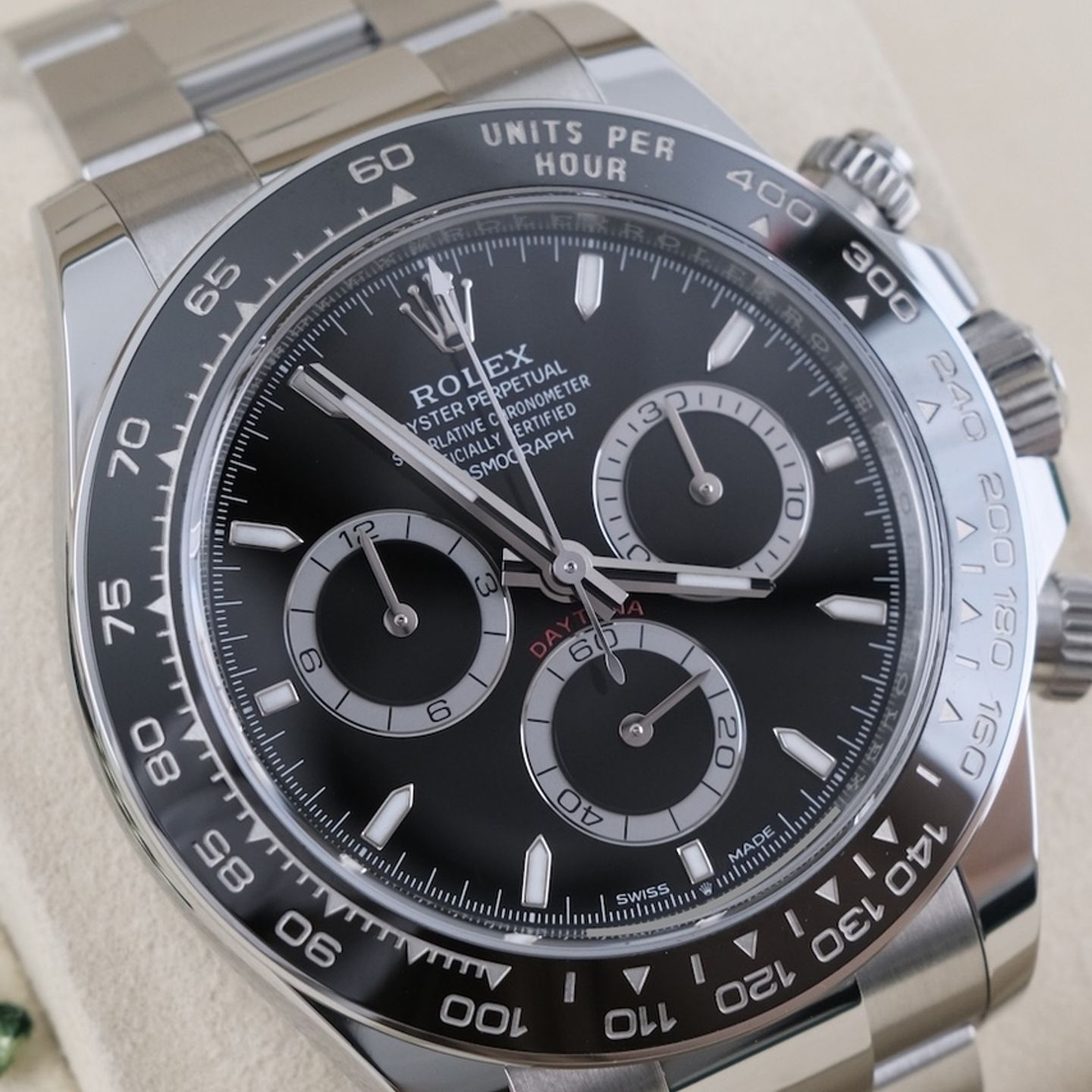 Rolex Daytona 126500LN - (4/8)