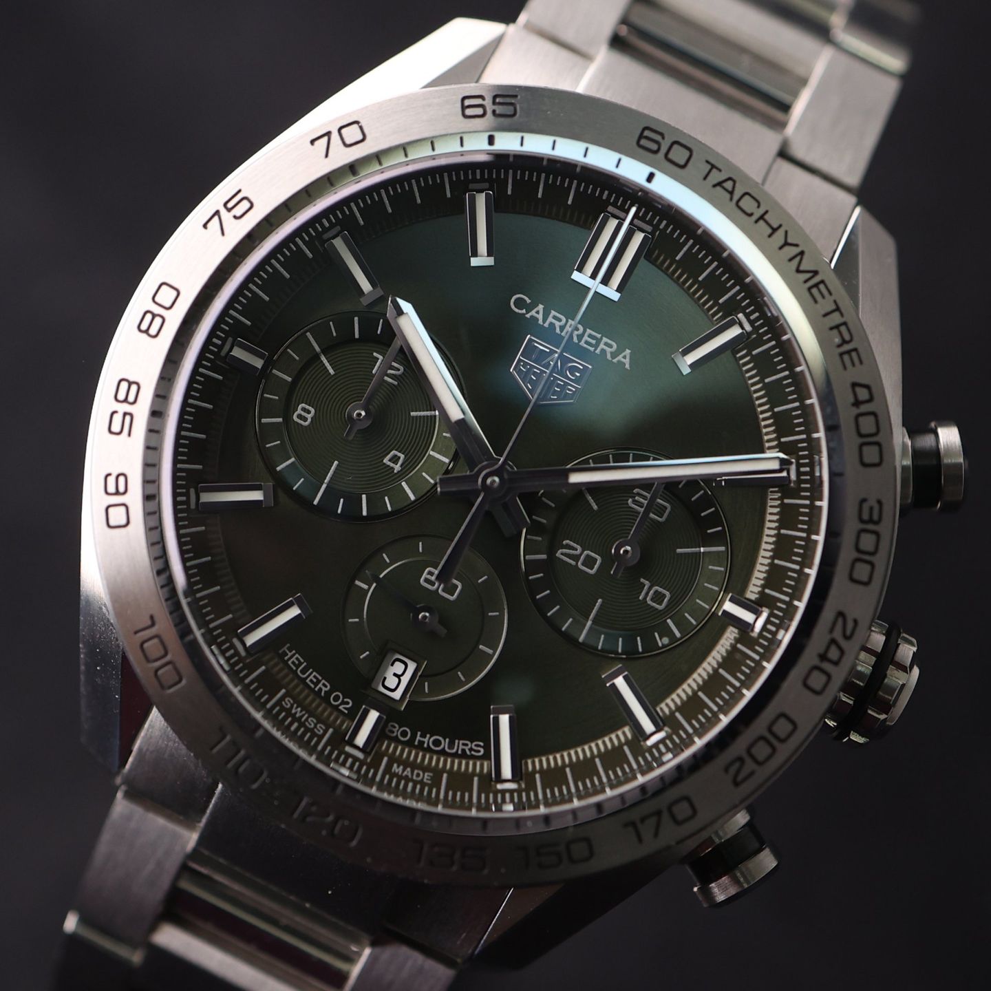 TAG Heuer Carrera CBN2A10 (2026) - Groen wijzerplaat 44mm Staal (2/3)
