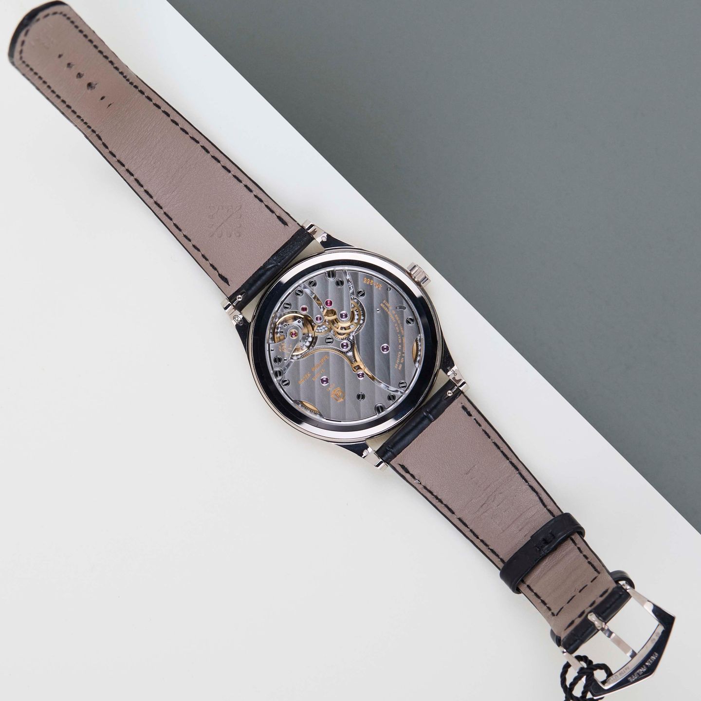 Patek Philippe Calatrava 6119G-001 (2023) - Grey dial 39 mm White Gold case (6/8)