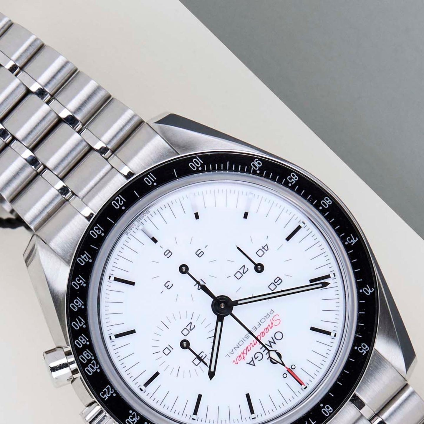 Omega Speedmaster Professional Moonwatch 310.30.42.50.04.001 - (4/8)