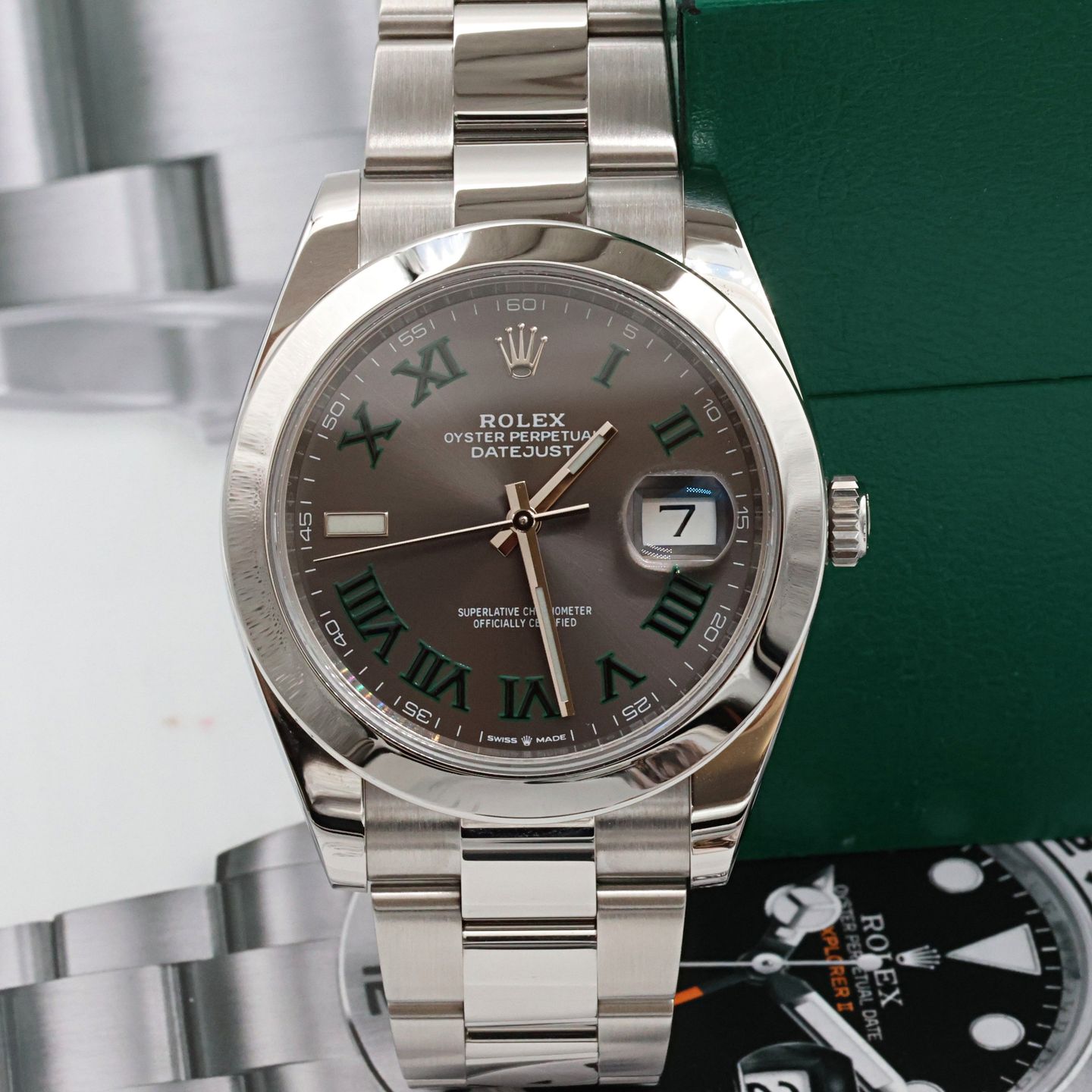 Rolex Datejust 41 126300 (Onbekend (willekeurig serienummer)) - 41mm Staal (2/8)