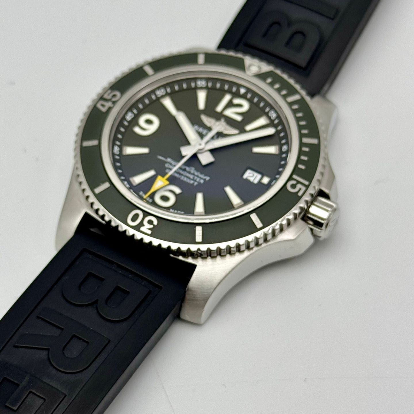 Breitling Superocean 44 A17367A11L1W1 (2022) - Groen wijzerplaat 44mm Staal (5/10)