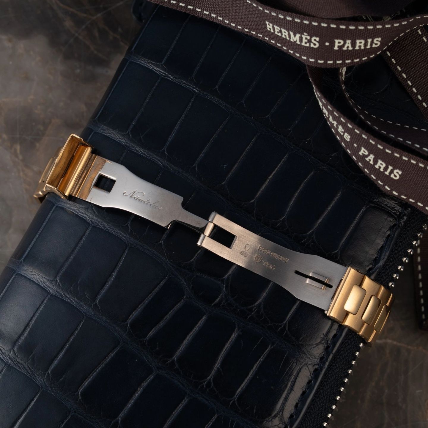 Patek Philippe Nautilus 3800J - (7/8)