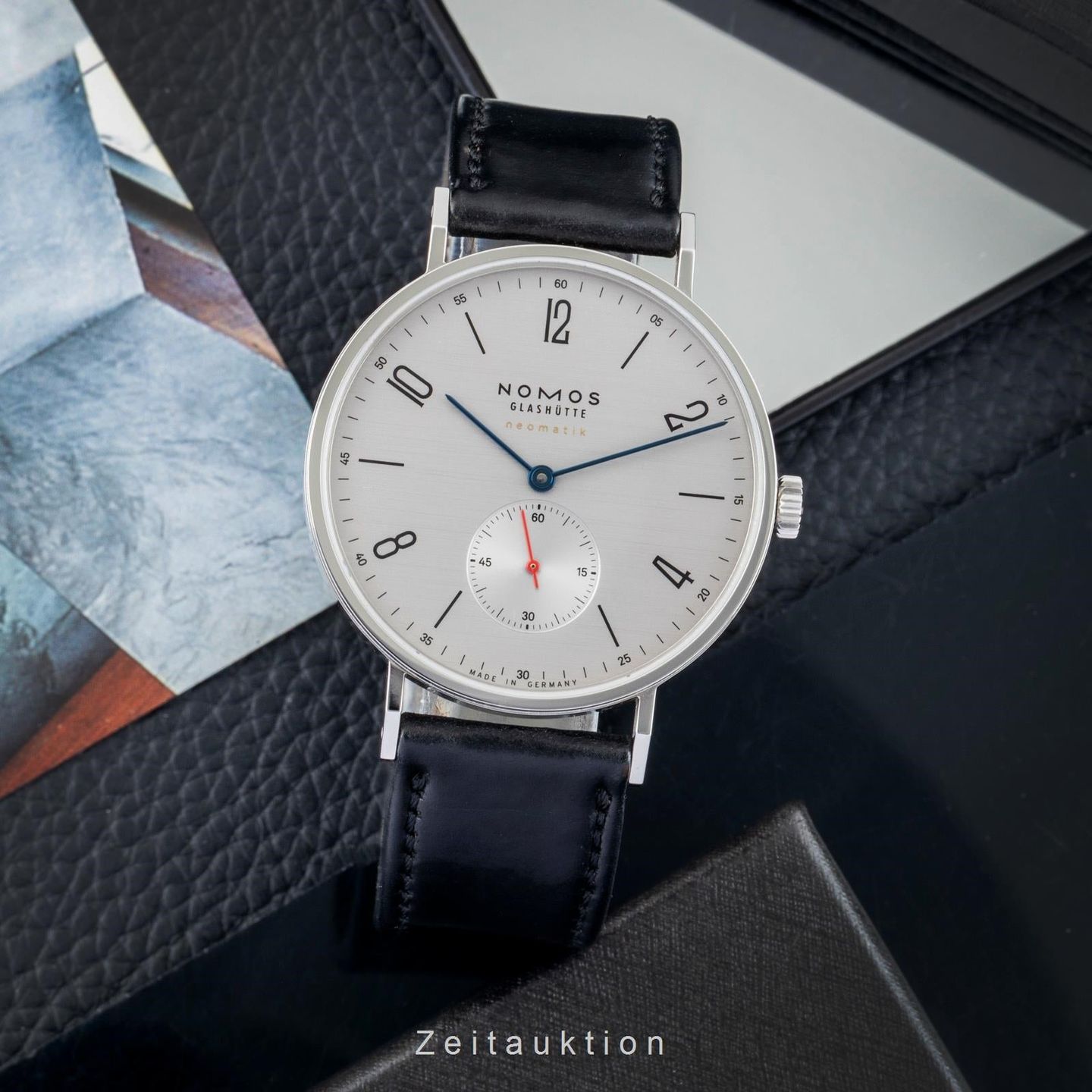NOMOS Tangente Neomatik 141 - (3/8)