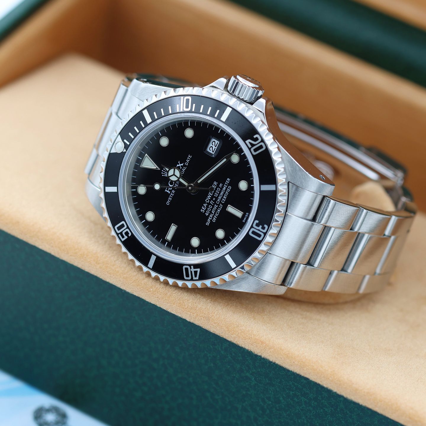 Rolex Sea-Dweller 4000 16600 - (1/8)