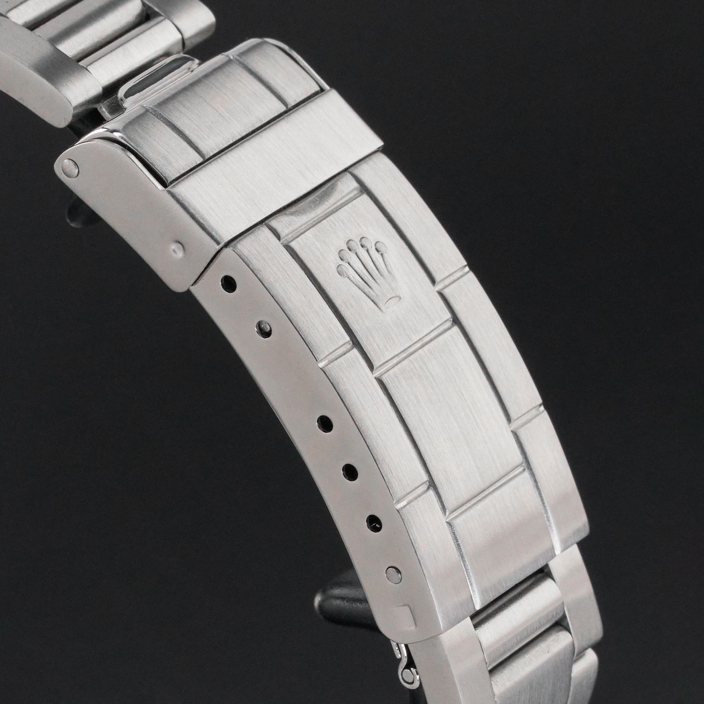 Rolex Submariner Date 16800 (1985) - Black dial 40 mm Steel case (8/8)