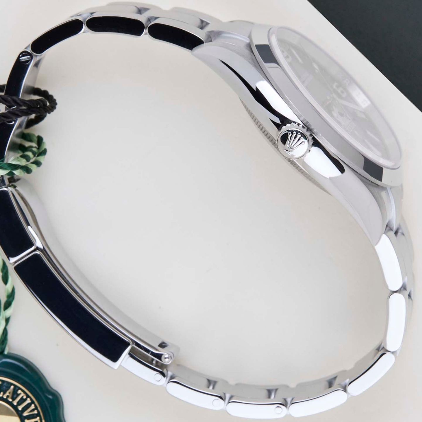 Rolex Explorer 124270 - (7/8)