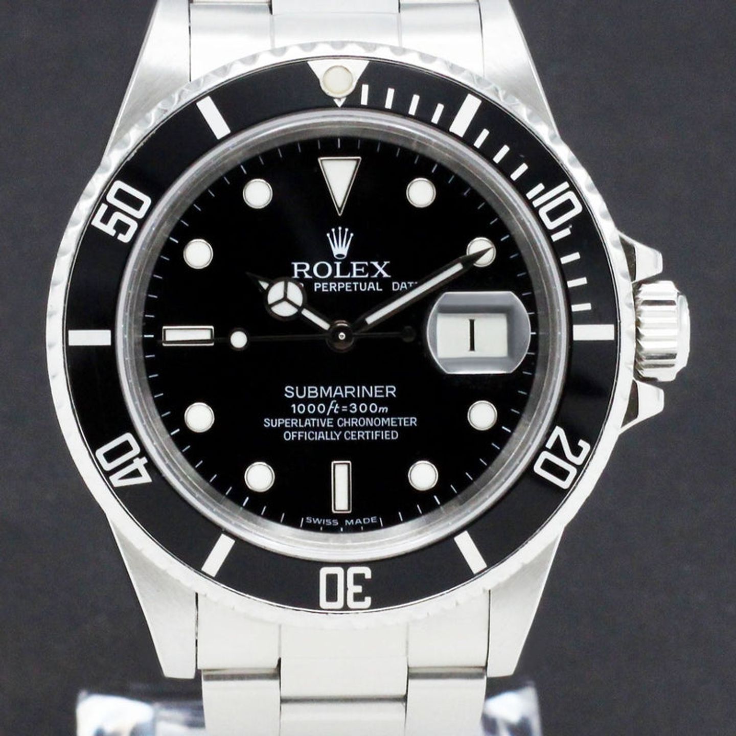 Rolex Submariner Date 16800 (1986) - Black dial 40 mm Steel case (1/7)