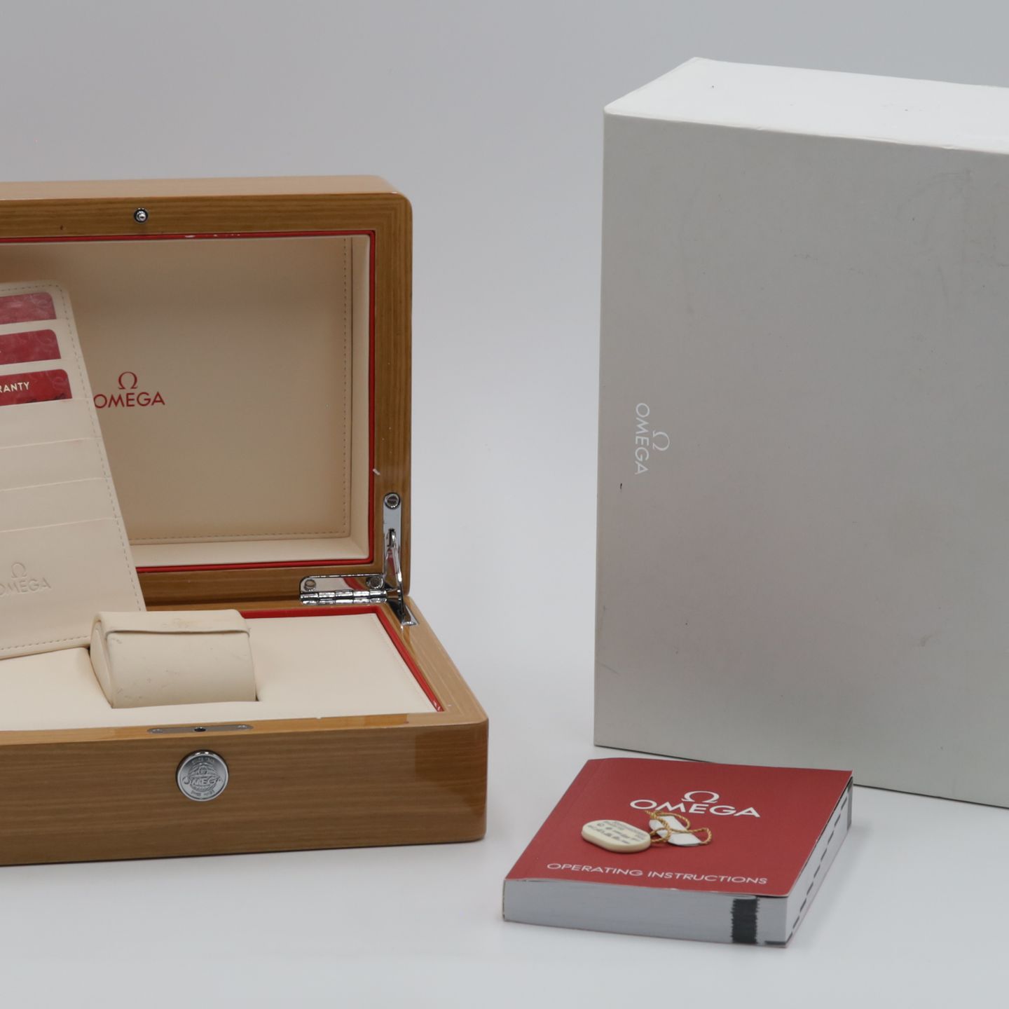 Omega Speedmaster Moonphase 304.93.44.52.03.001 (Unknown (random serial)) - Blue dial 44 mm Ceramic case (8/8)