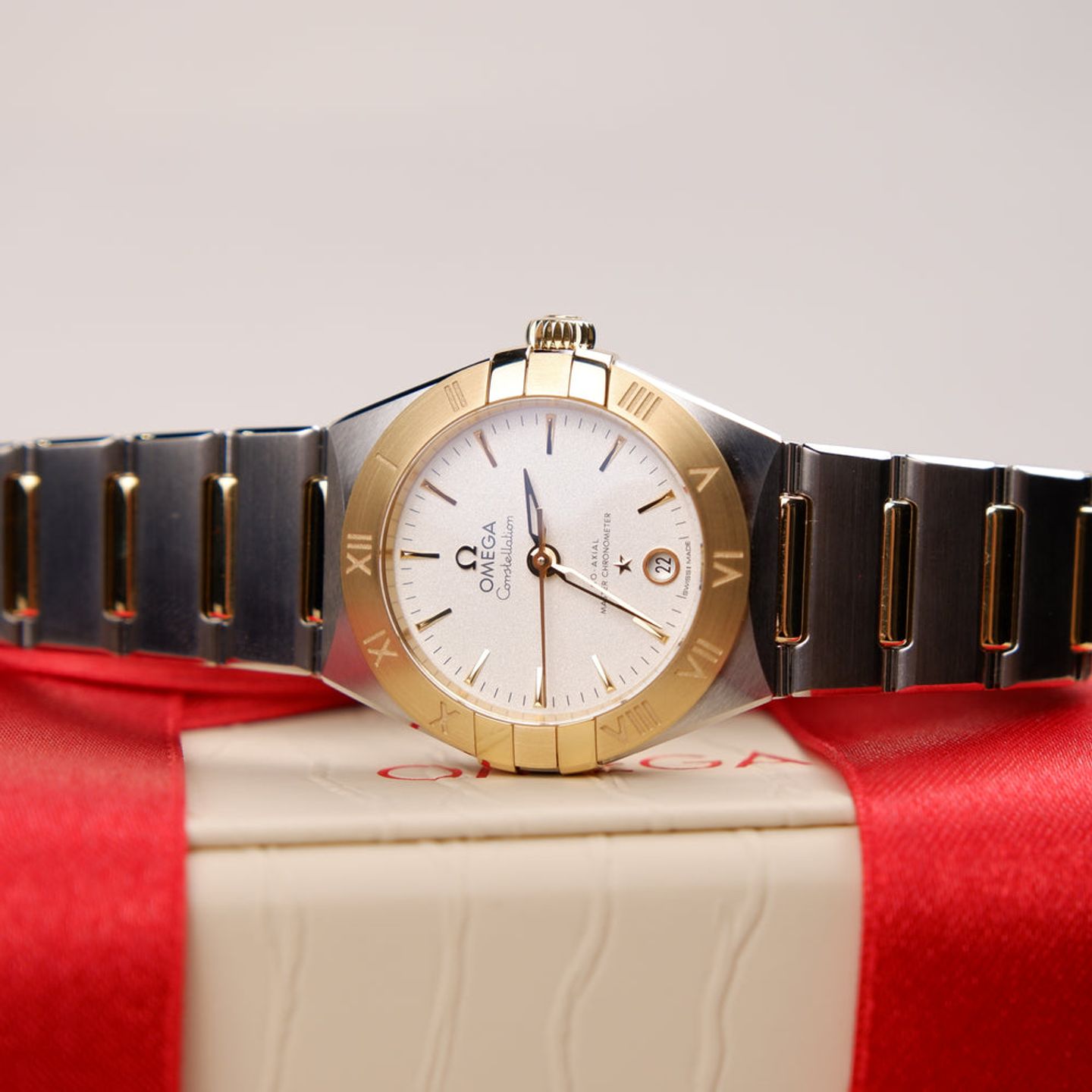 Omega Constellation 131.20.29.20.02.002 - (1/2)