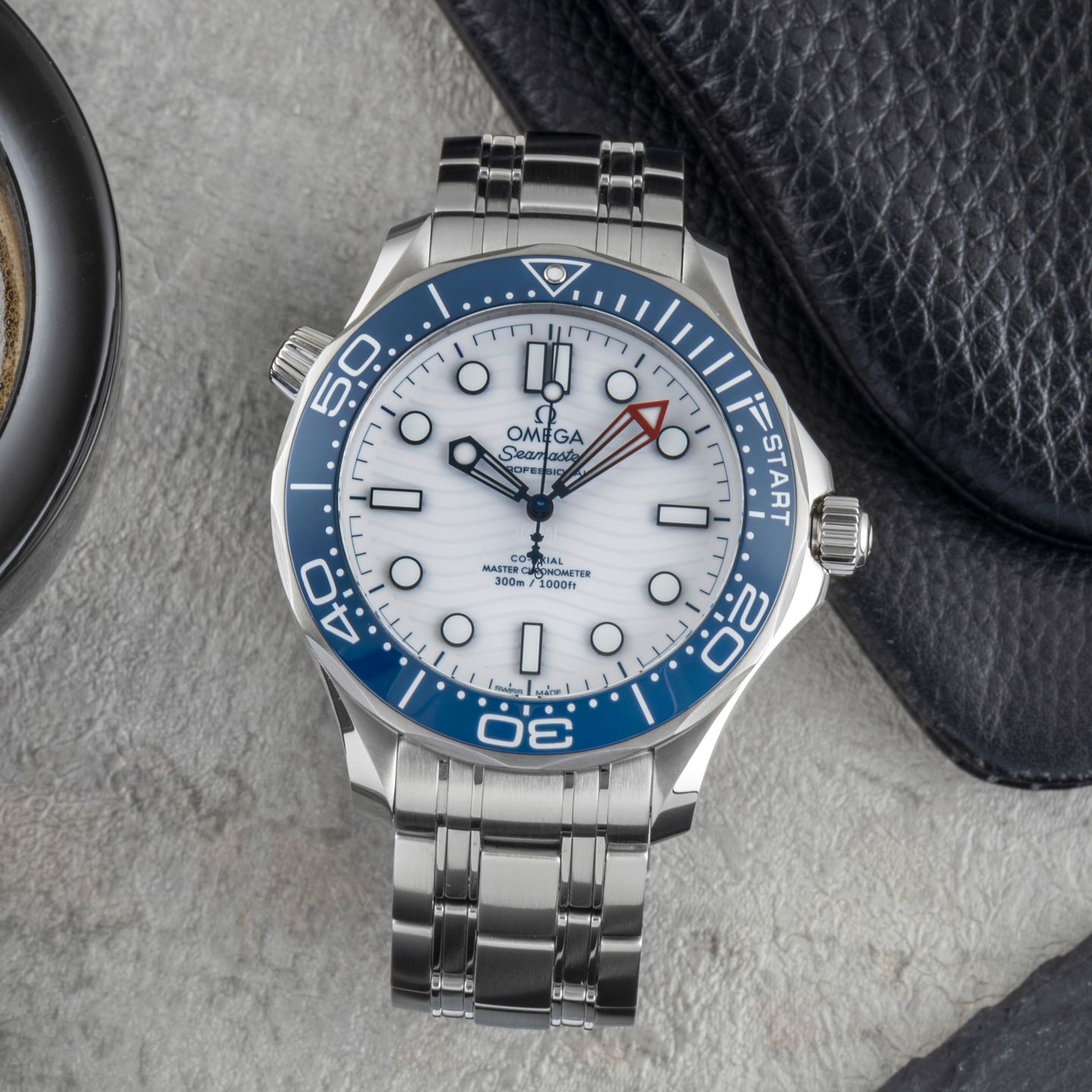 Omega Seamaster Diver 300 M 210.30.42.20.04.002 - (1/8)