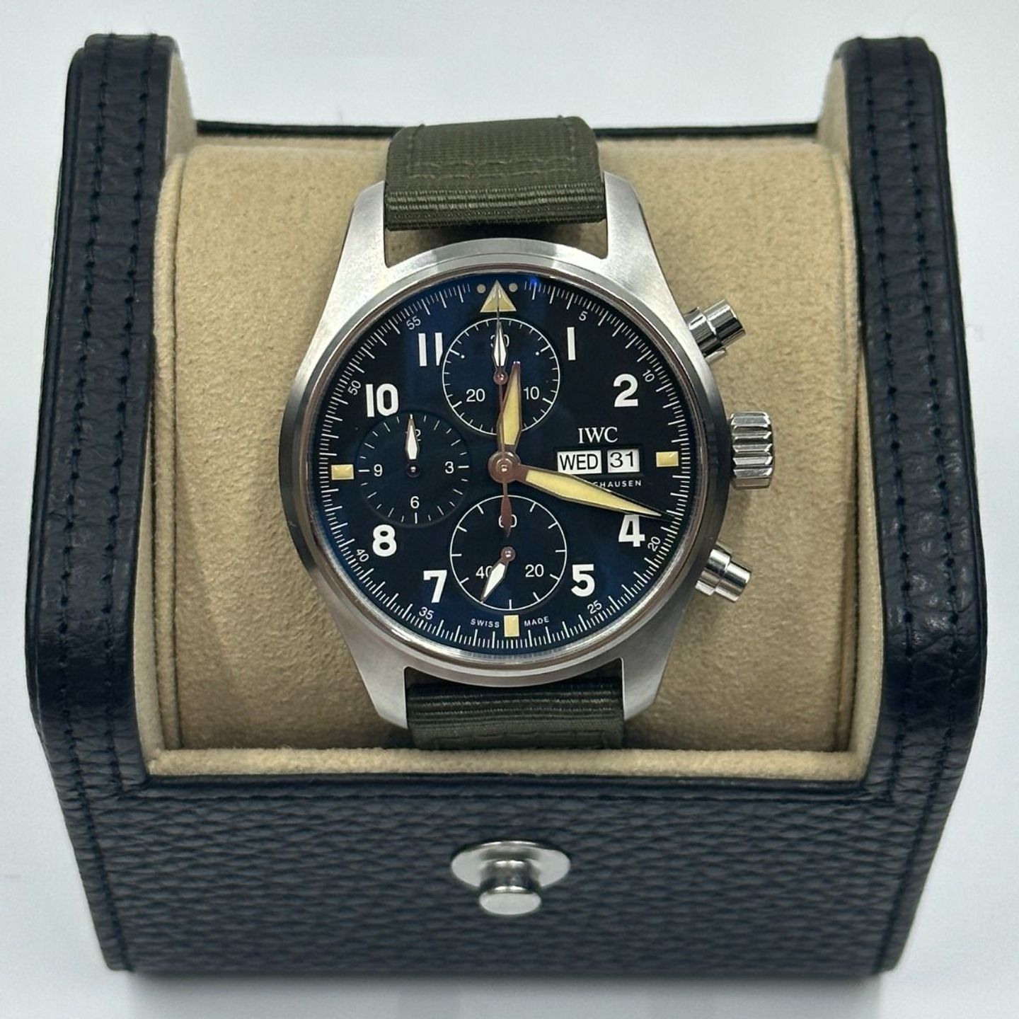 IWC Pilot Spitfire Chronograph IW387901 (2024) - Zwart wijzerplaat 41mm Staal (5/8)