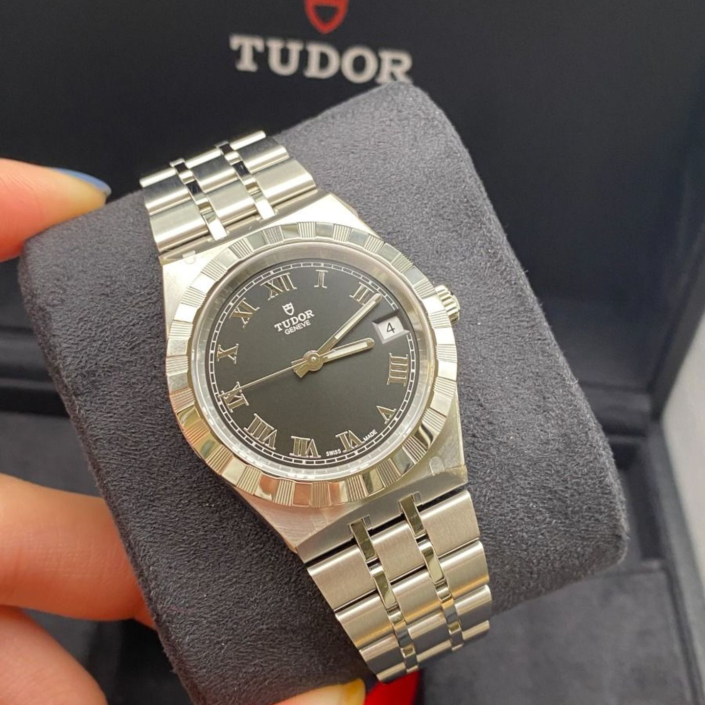 Tudor Royal 28400-0003 (2023) - Zwart wijzerplaat 34mm Staal (6/8)