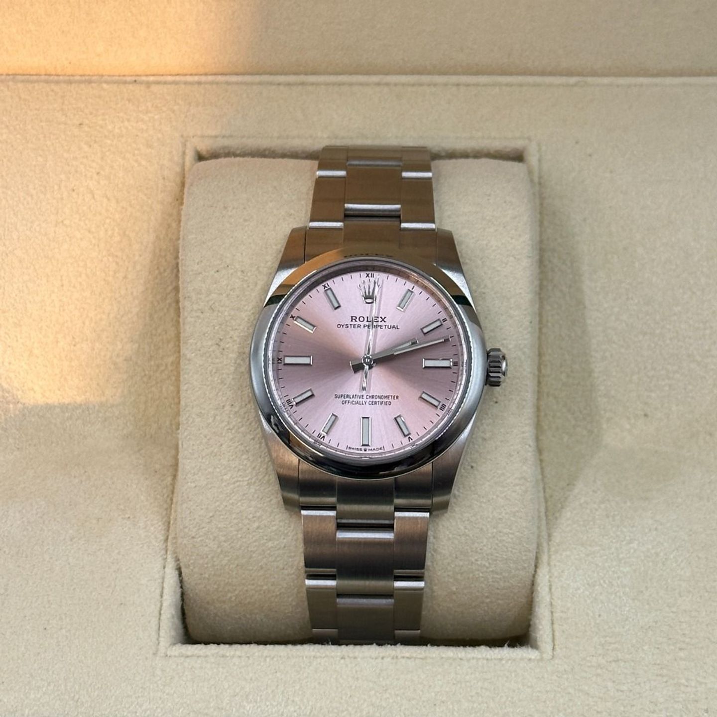 Rolex Oyster Perpetual 34 124200 (2024) - Roze wijzerplaat 28mm Staal (5/8)