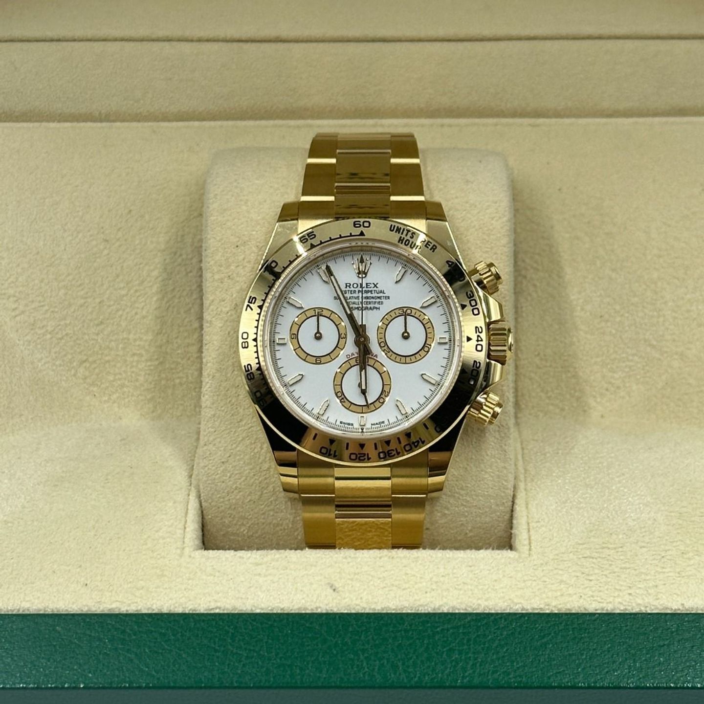 Rolex Daytona 126508 (2024) - Wit wijzerplaat 40mm Geelgoud (4/8)