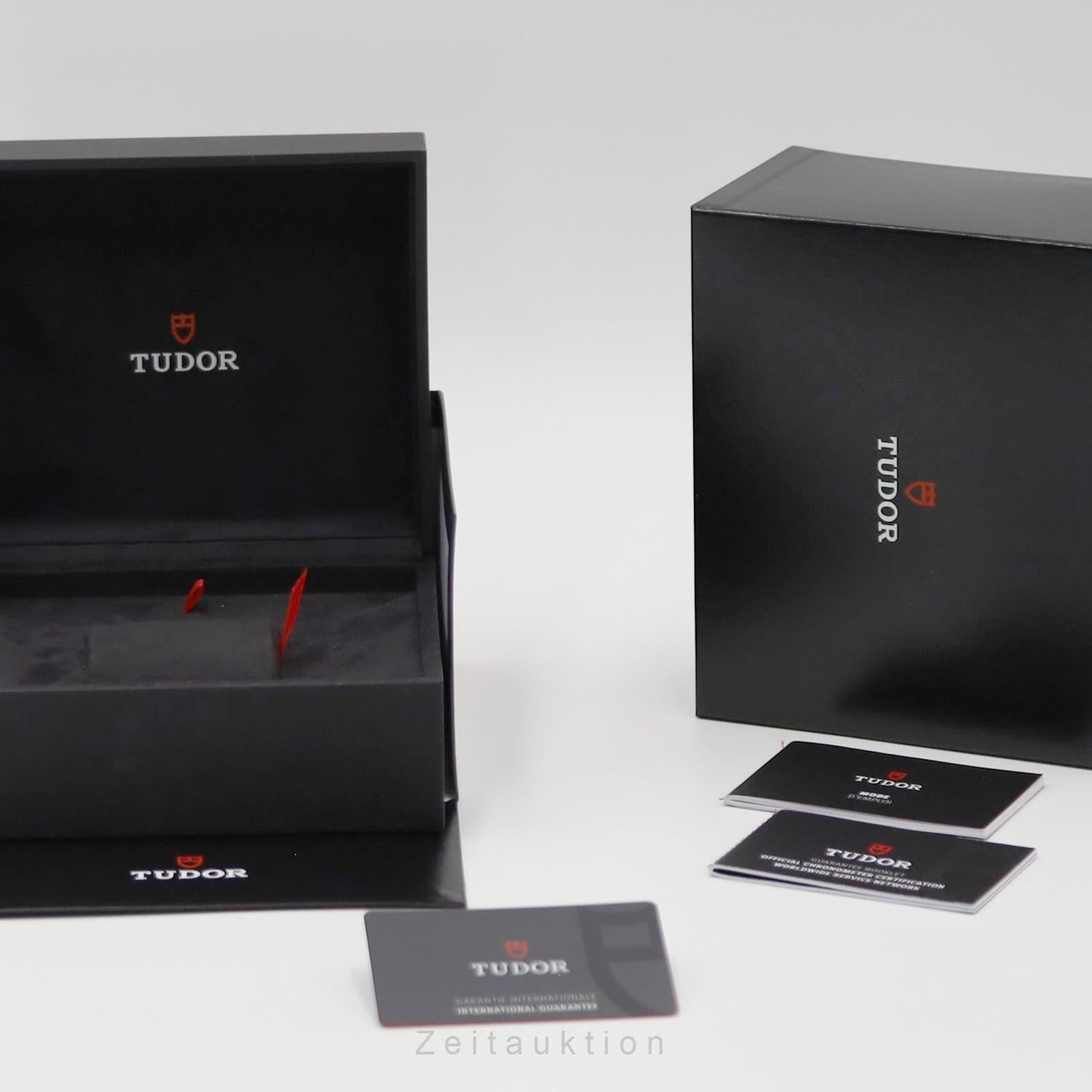 Tudor Black Bay 79470 - (7/8)