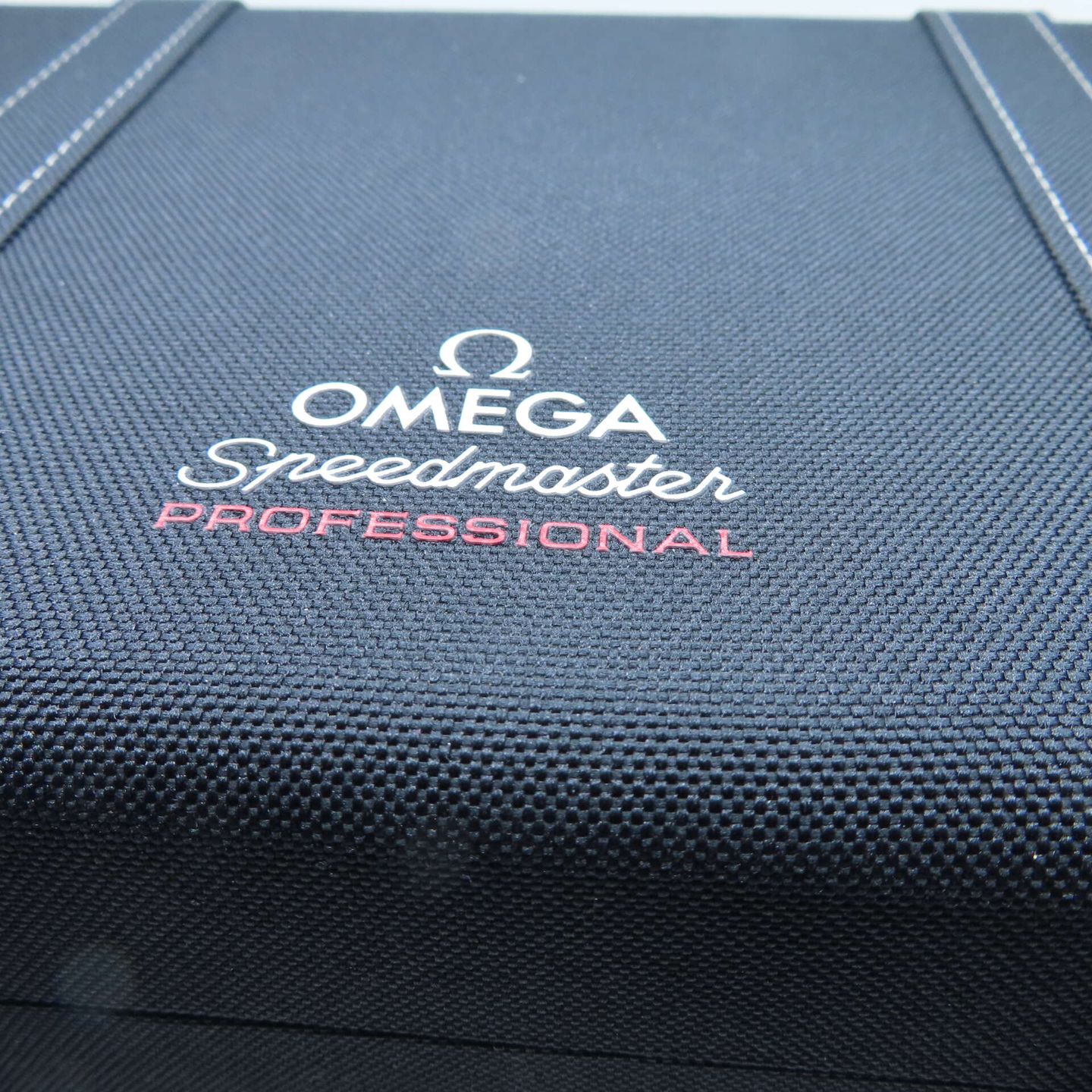 Omega Speedmaster Professional Moonwatch 310.30.42.50.01.001 (2023) - Black dial 42 mm Steel case (8/8)