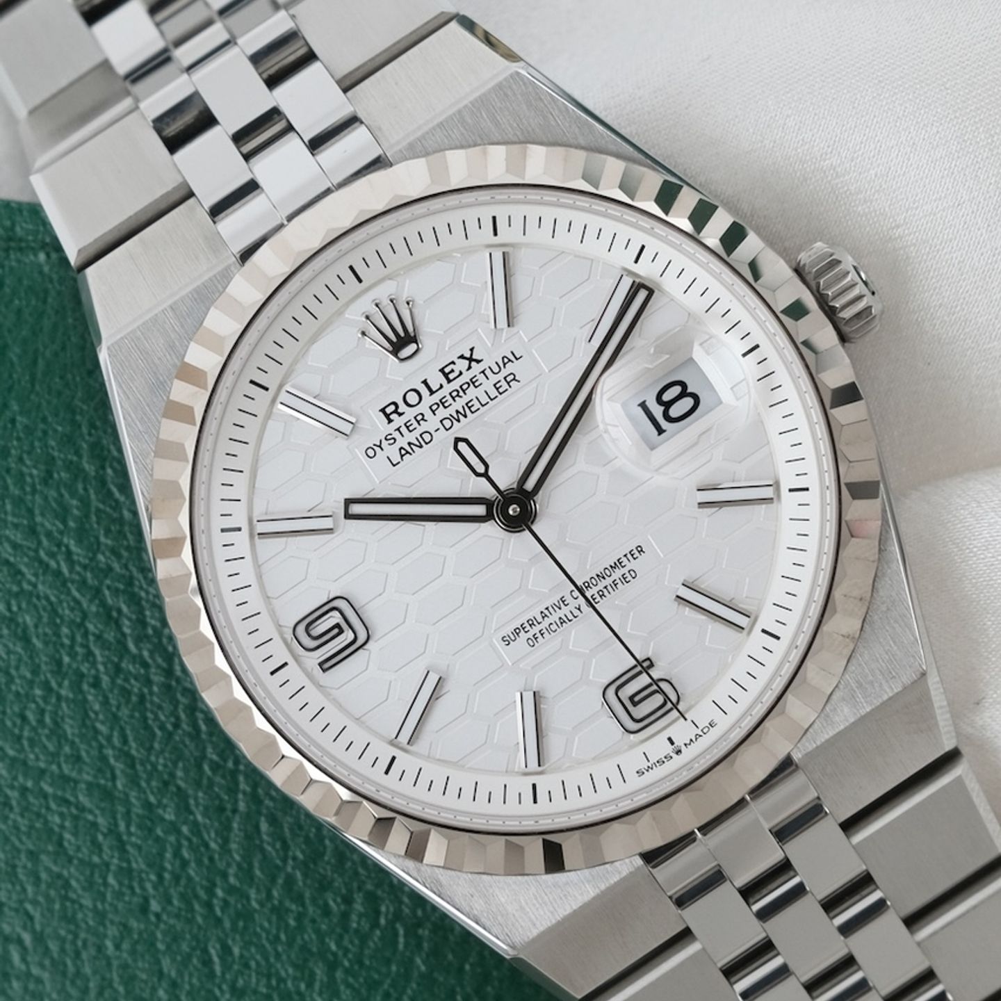 Rolex Land-Dweller 36 127234 (2026) - 36mm Staal (5/8)