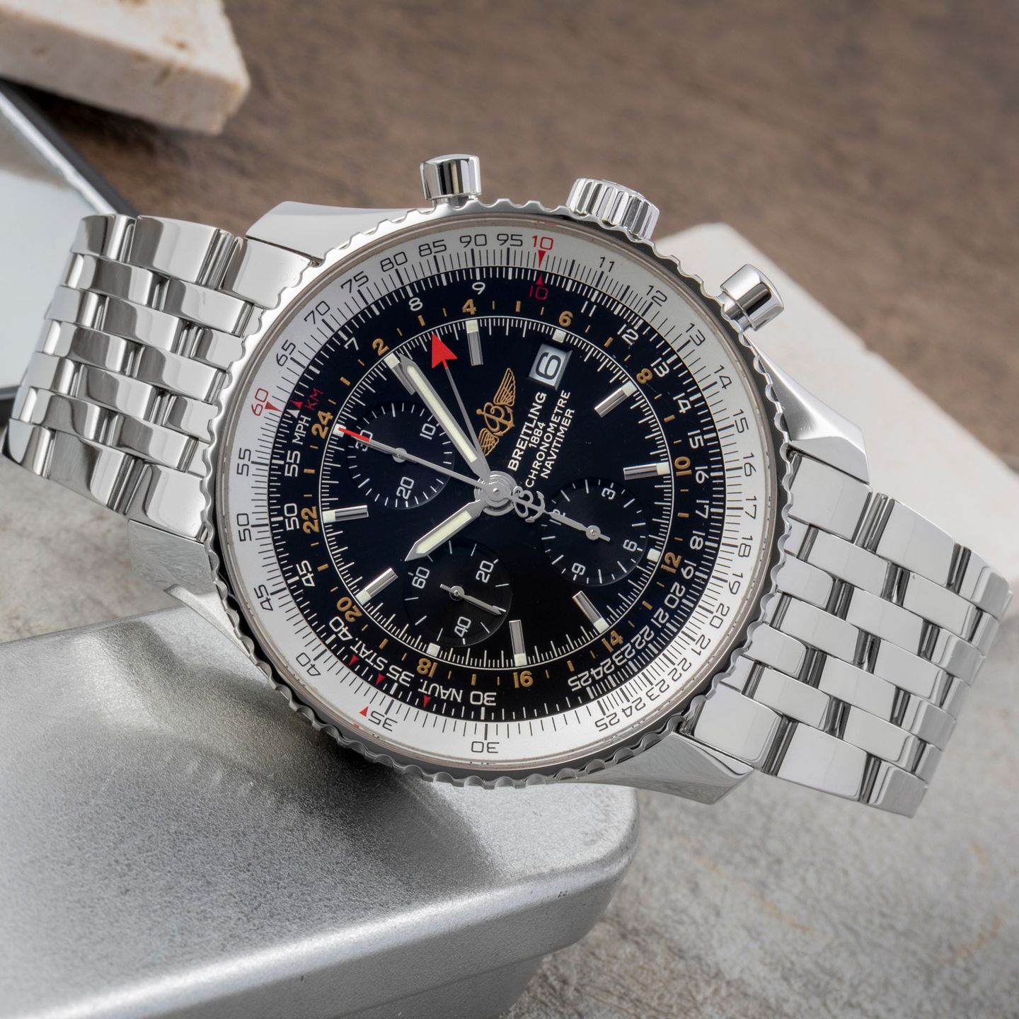 Breitling Navitimer World A24322 - (2/8)