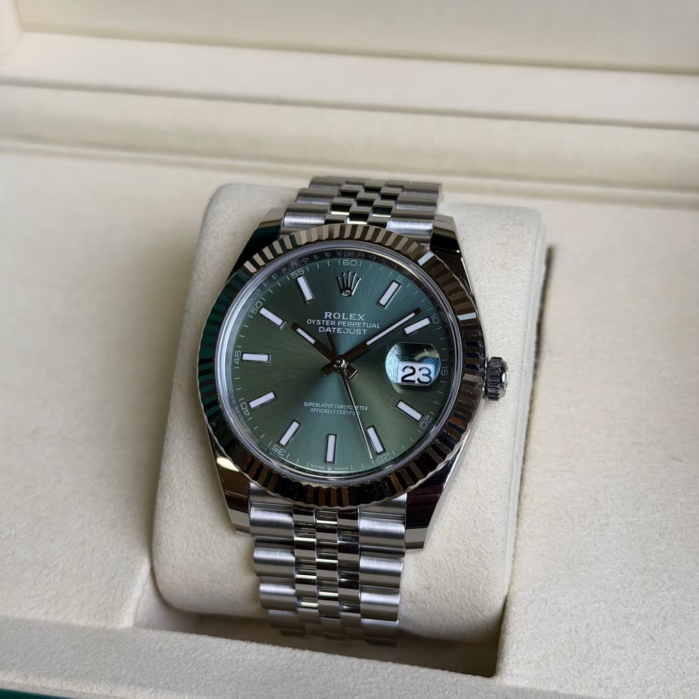 Rolex Datejust 41 126334 - (8/8)