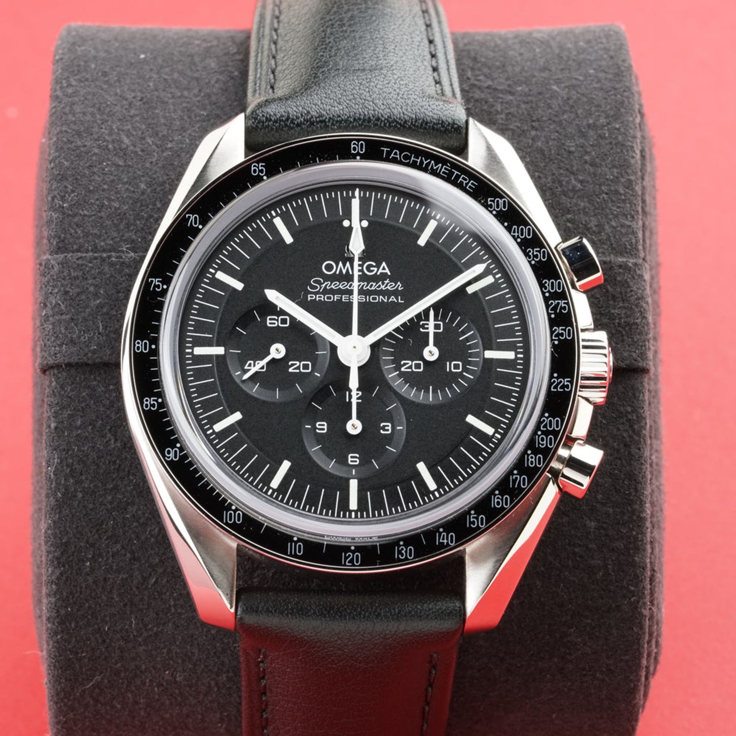 Omega Speedmaster Professional Moonwatch 310.32.42.50.01.002 (2024) - Black dial 42 mm Steel case (2/8)