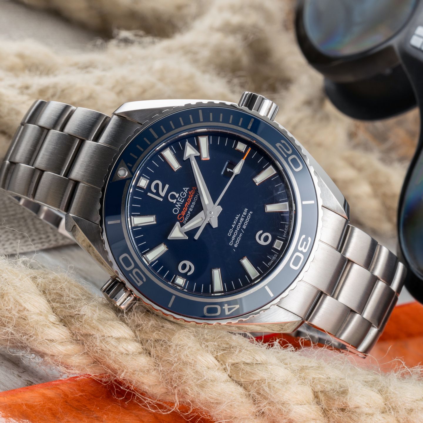 Omega Seamaster Planet Ocean 232.90.38.20.03.001 (Onbekend (willekeurig serienummer)) - Blauw wijzerplaat 38mm Titanium (2/8)