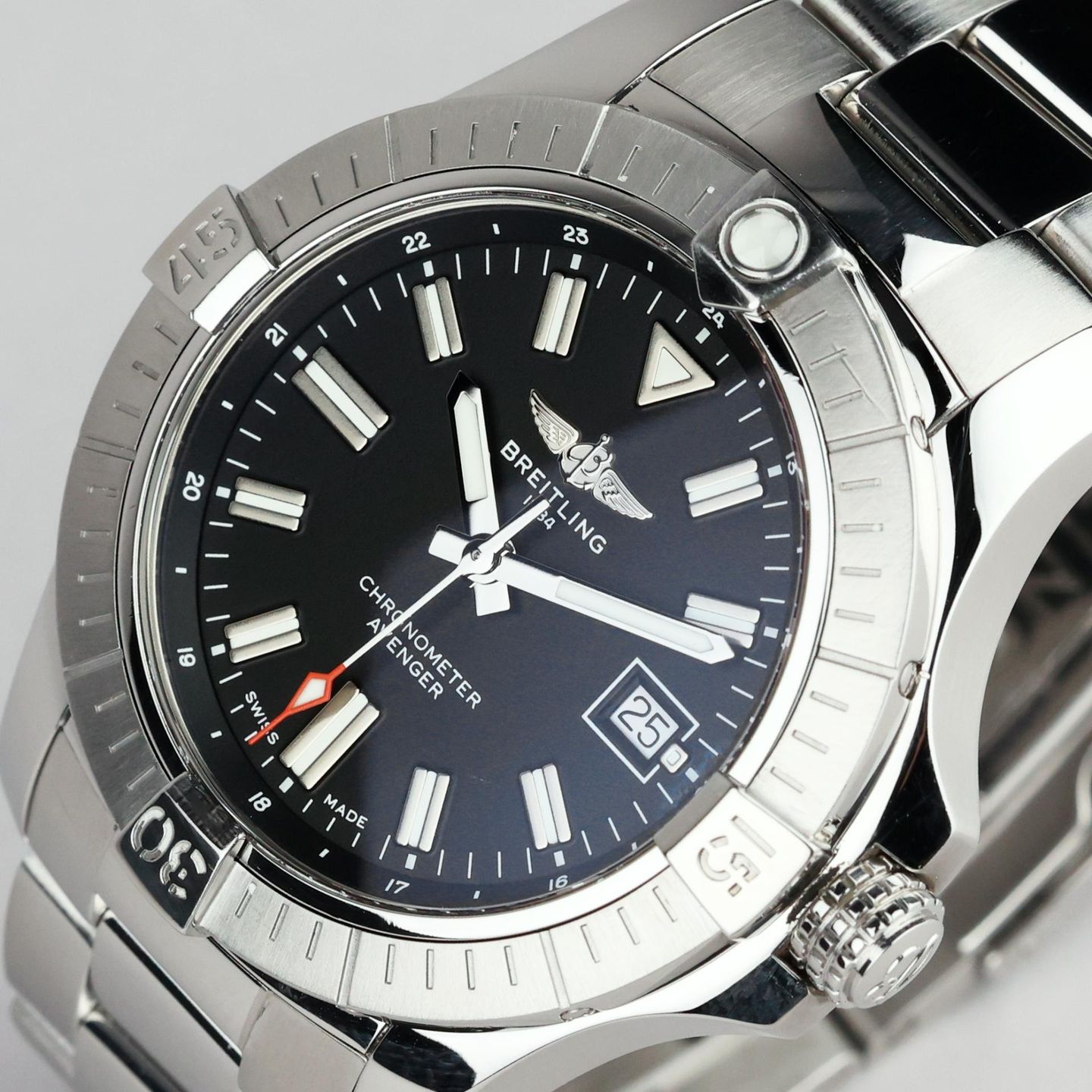 Breitling Avenger A17318 - (5/8)