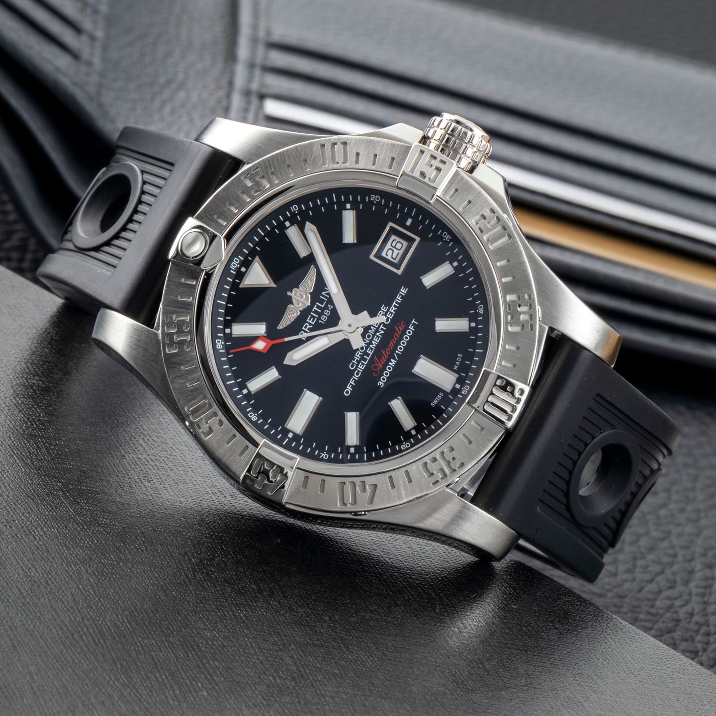 Breitling Avenger II Seawolf A1733110/BC30 (Unknown (random serial)) - Black dial 45 mm Steel case (2/8)