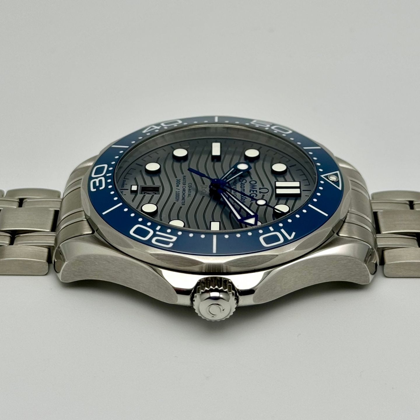 Omega Seamaster Diver 300 M 210.32.42.20.06.001 - (3/10)