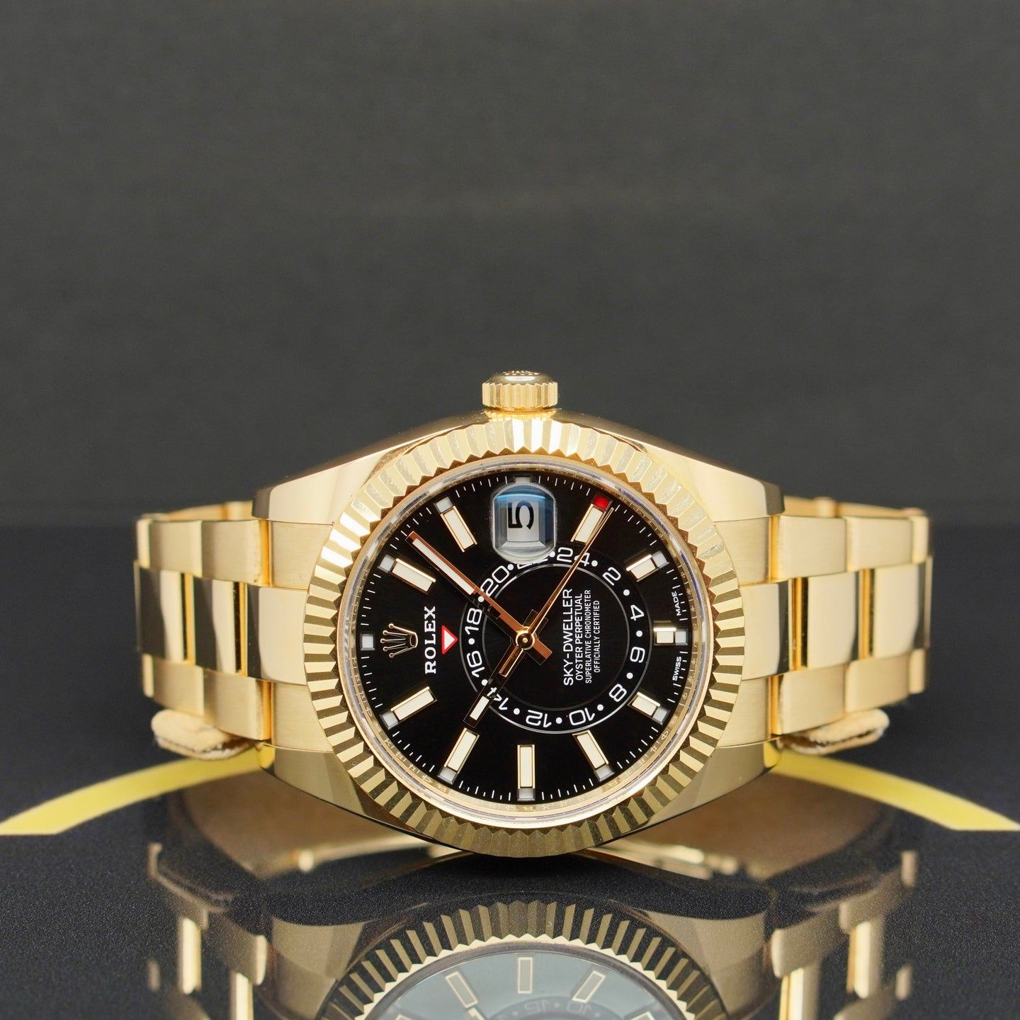 Rolex Sky-Dweller 326938 (2021) - Zwart wijzerplaat 42mm Geelgoud (5/7)