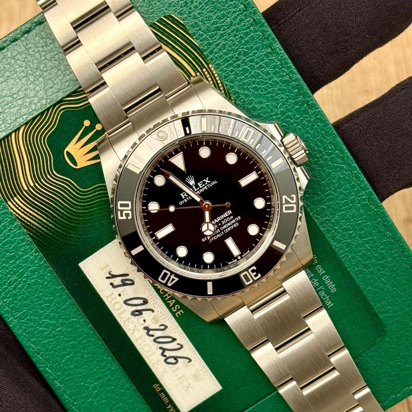 Rolex Submariner No Date 124060 (2026) - Black dial 40 mm Steel case (2/10)
