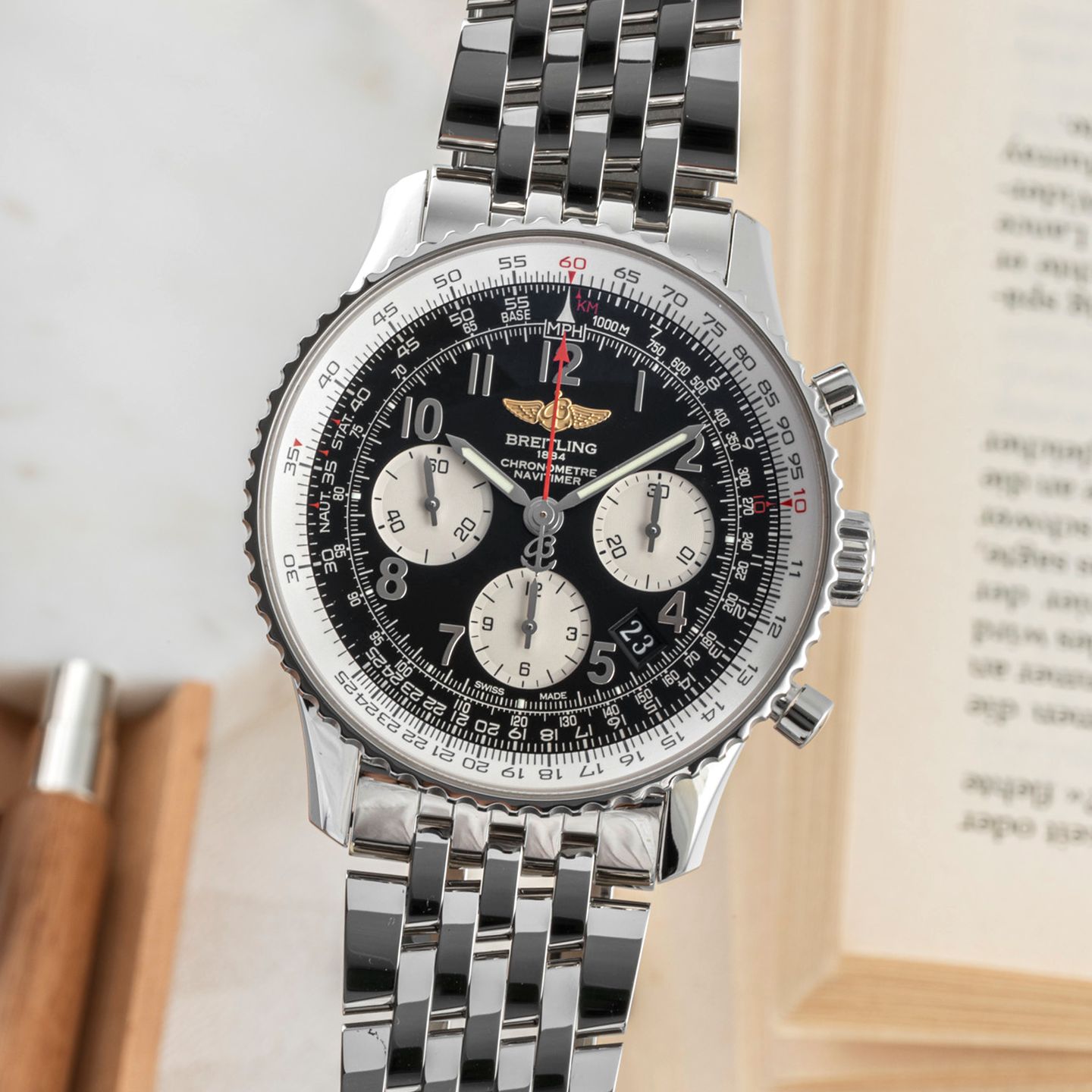 Breitling Navitimer 01 AB012012/BB02 (Onbekend (willekeurig serienummer)) - Zwart wijzerplaat 43mm Staal (3/8)