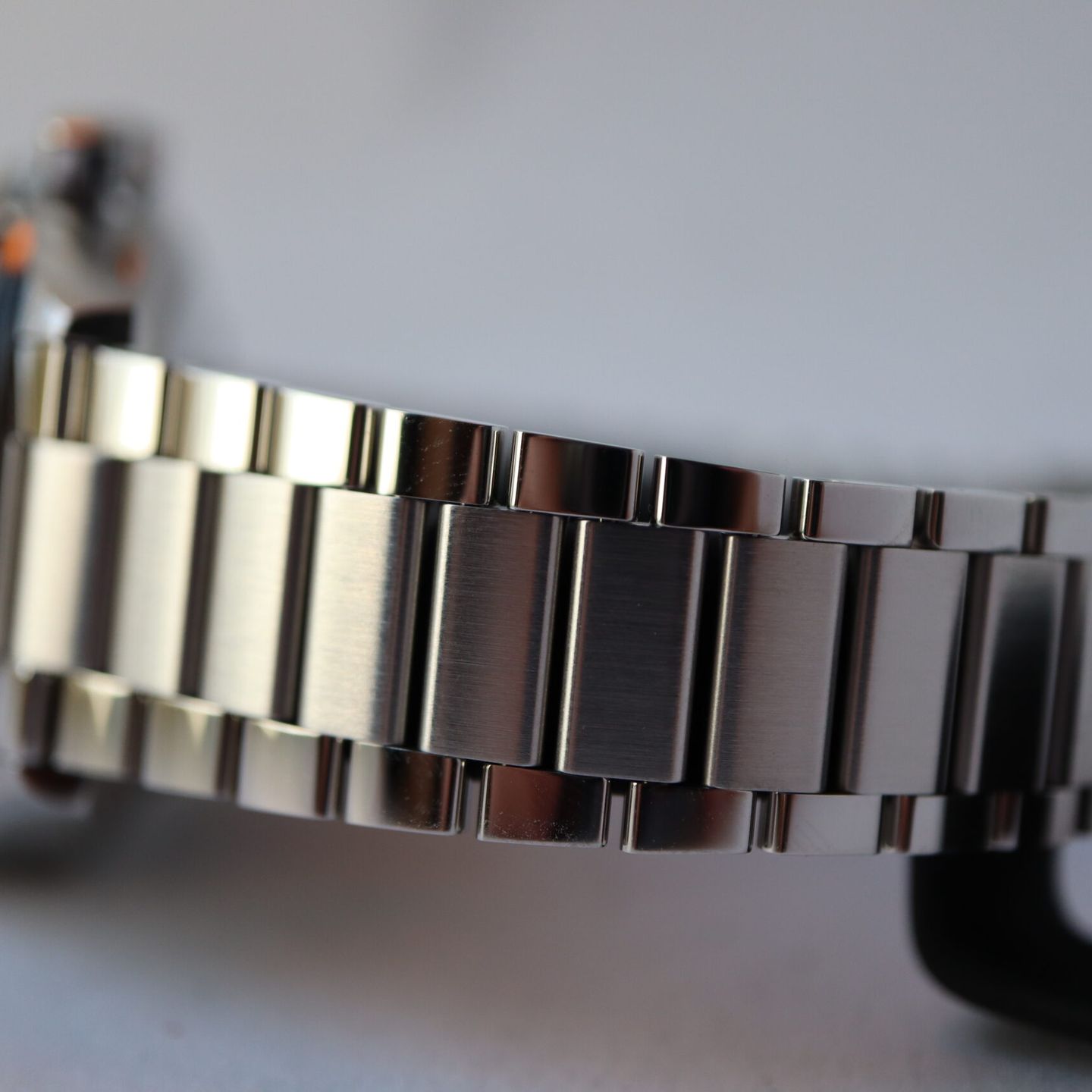 Omega Speedmaster 310.30.40.50.06.001 - (4/8)