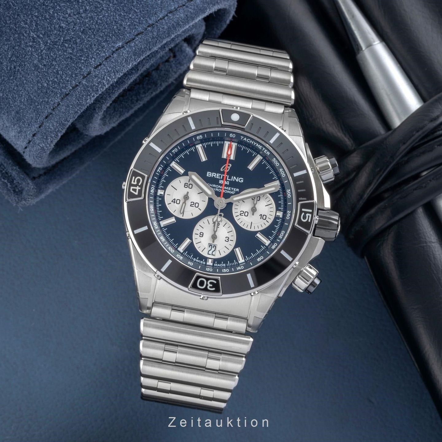 Breitling Chronomat AB0136251B1A1 - (3/8)