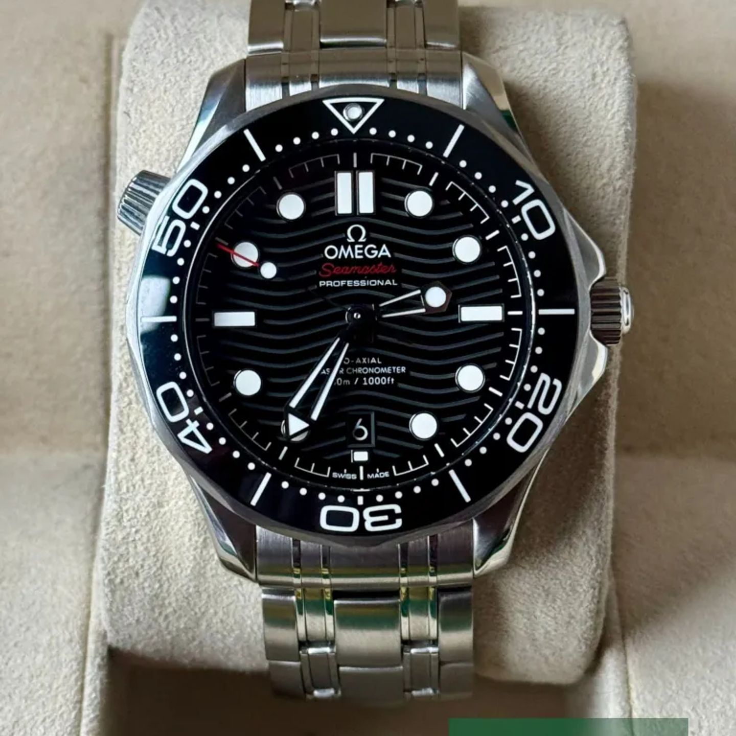 Omega Seamaster Diver 300 M 210.30.42.20.01.001 - (2/7)